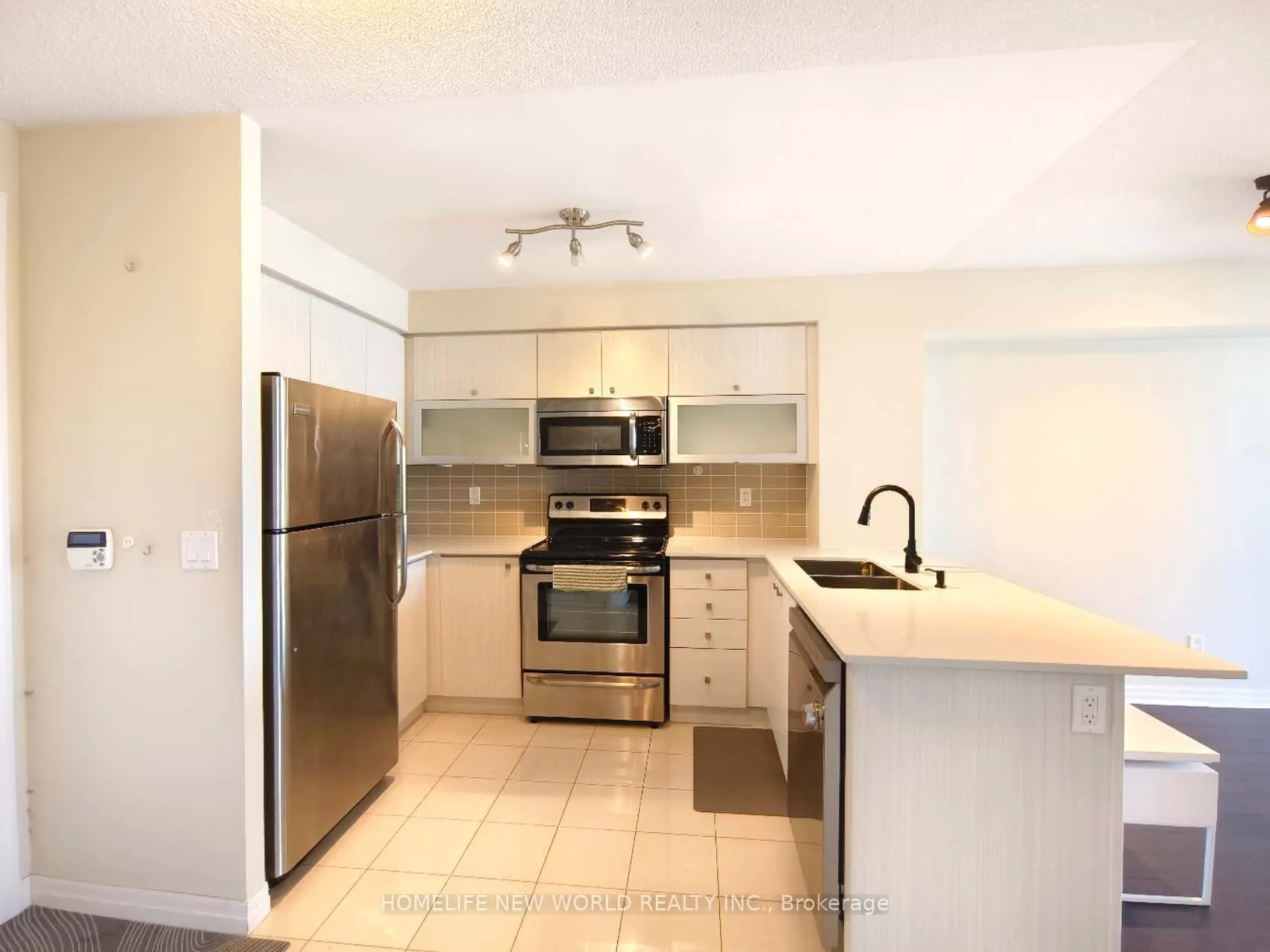 275 Yorkland Road, #3208
