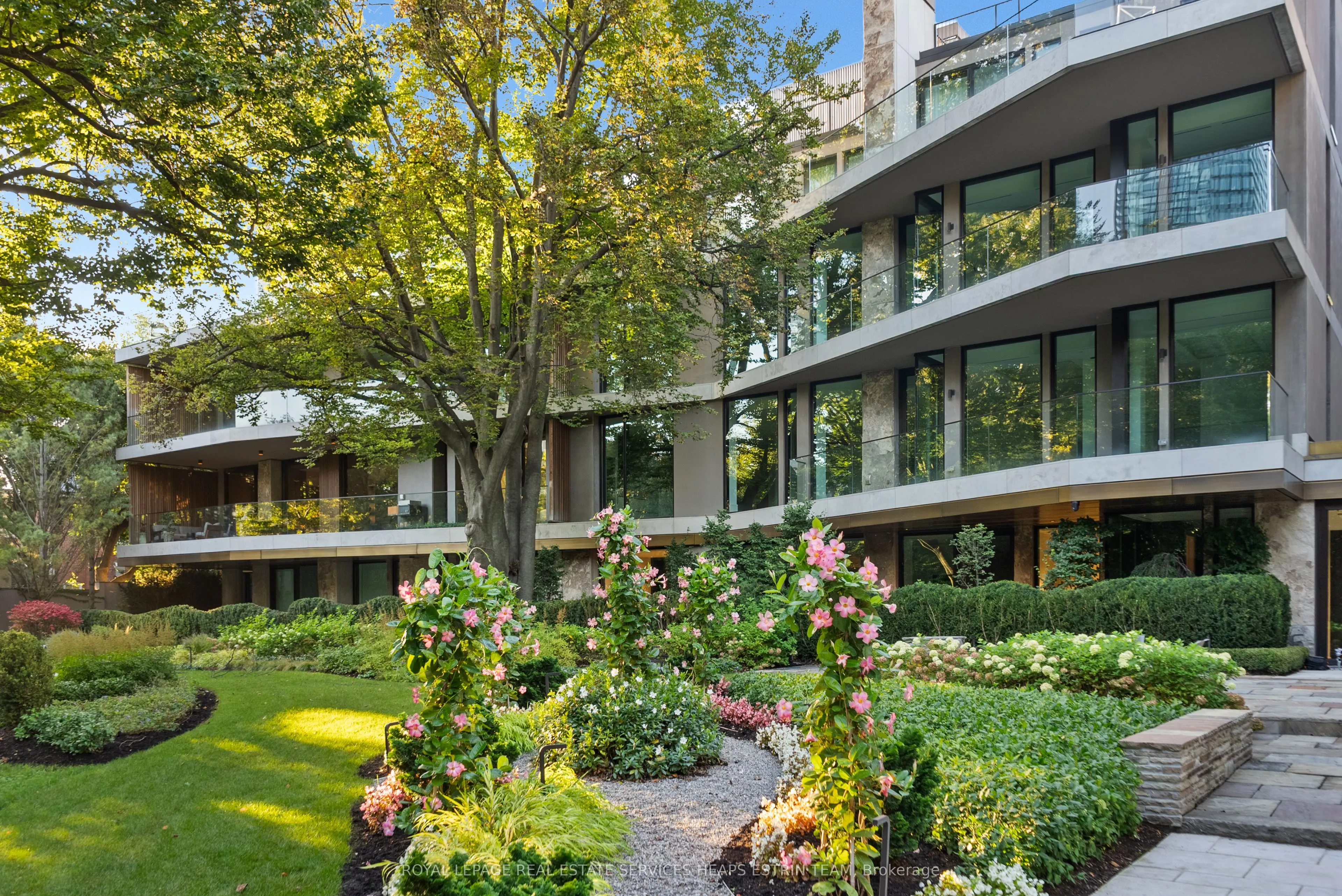 7 Dale Avenue, #302