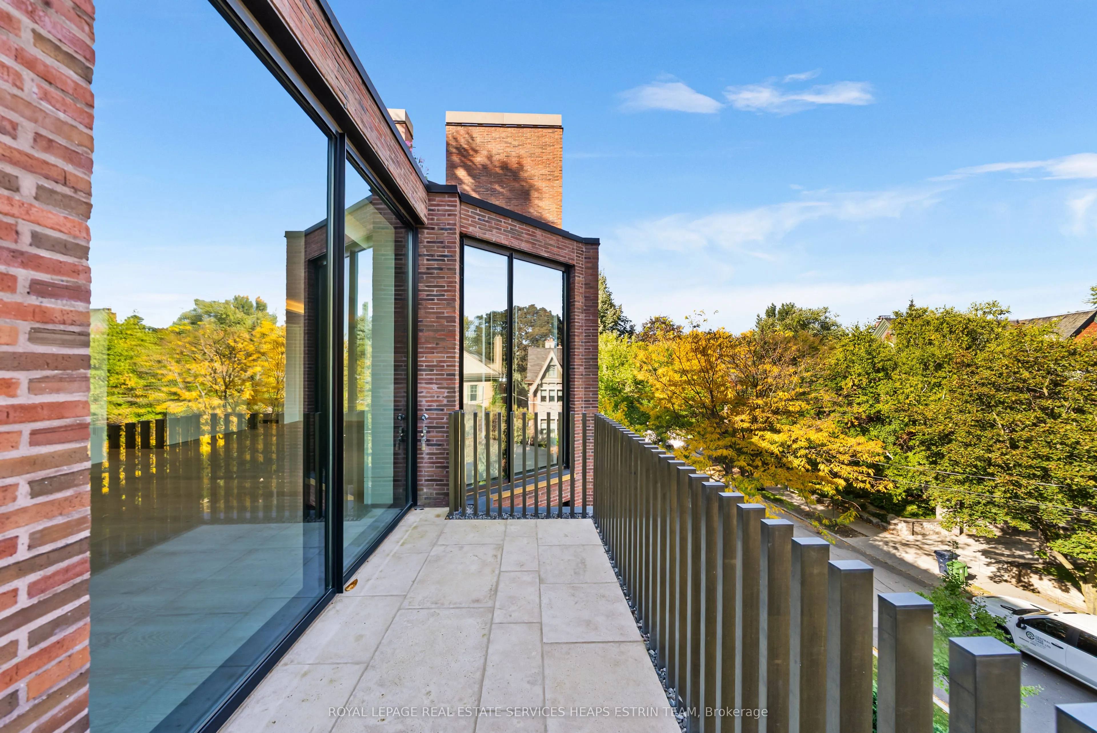 7 Dale Avenue, #302