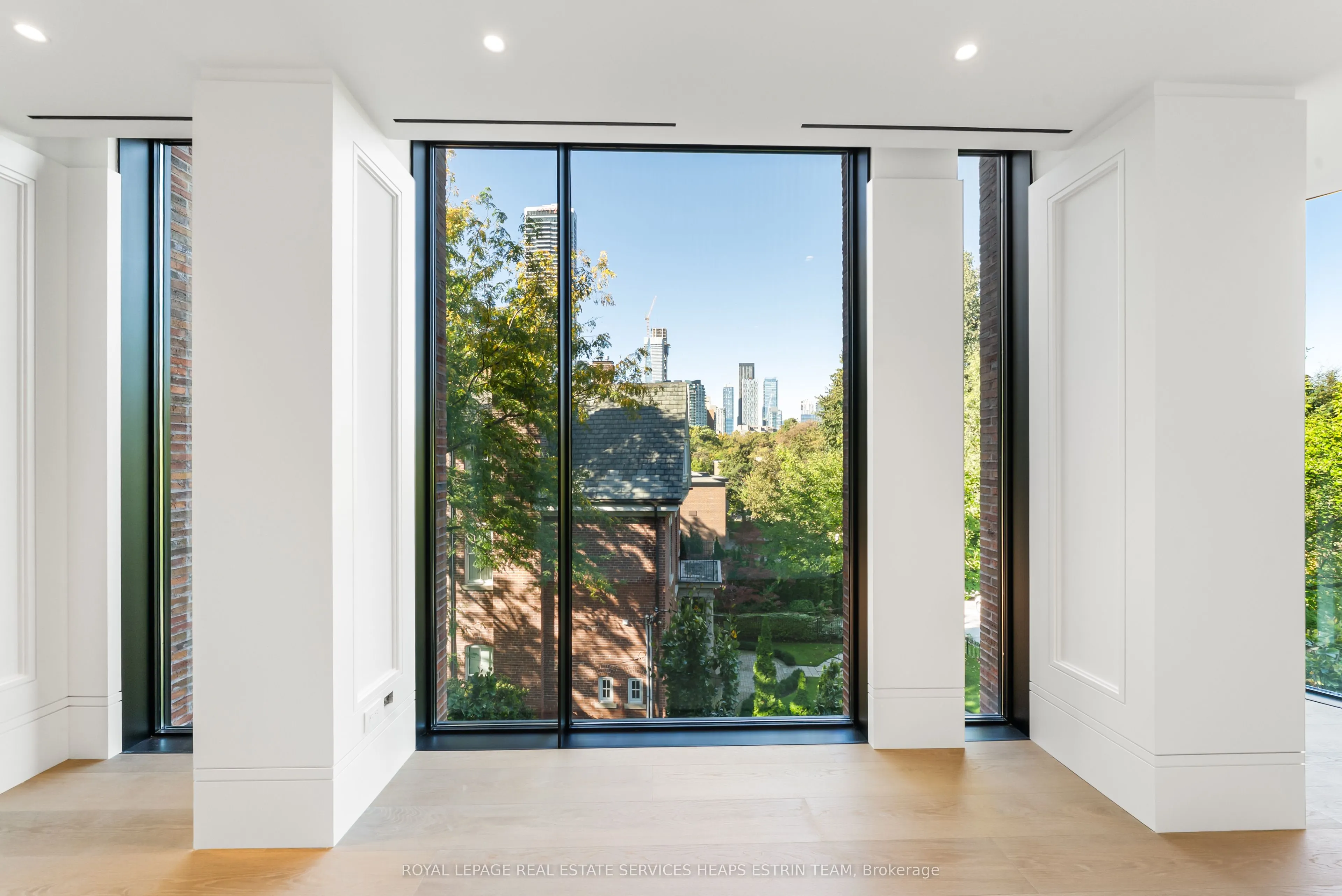 7 Dale Avenue, #302