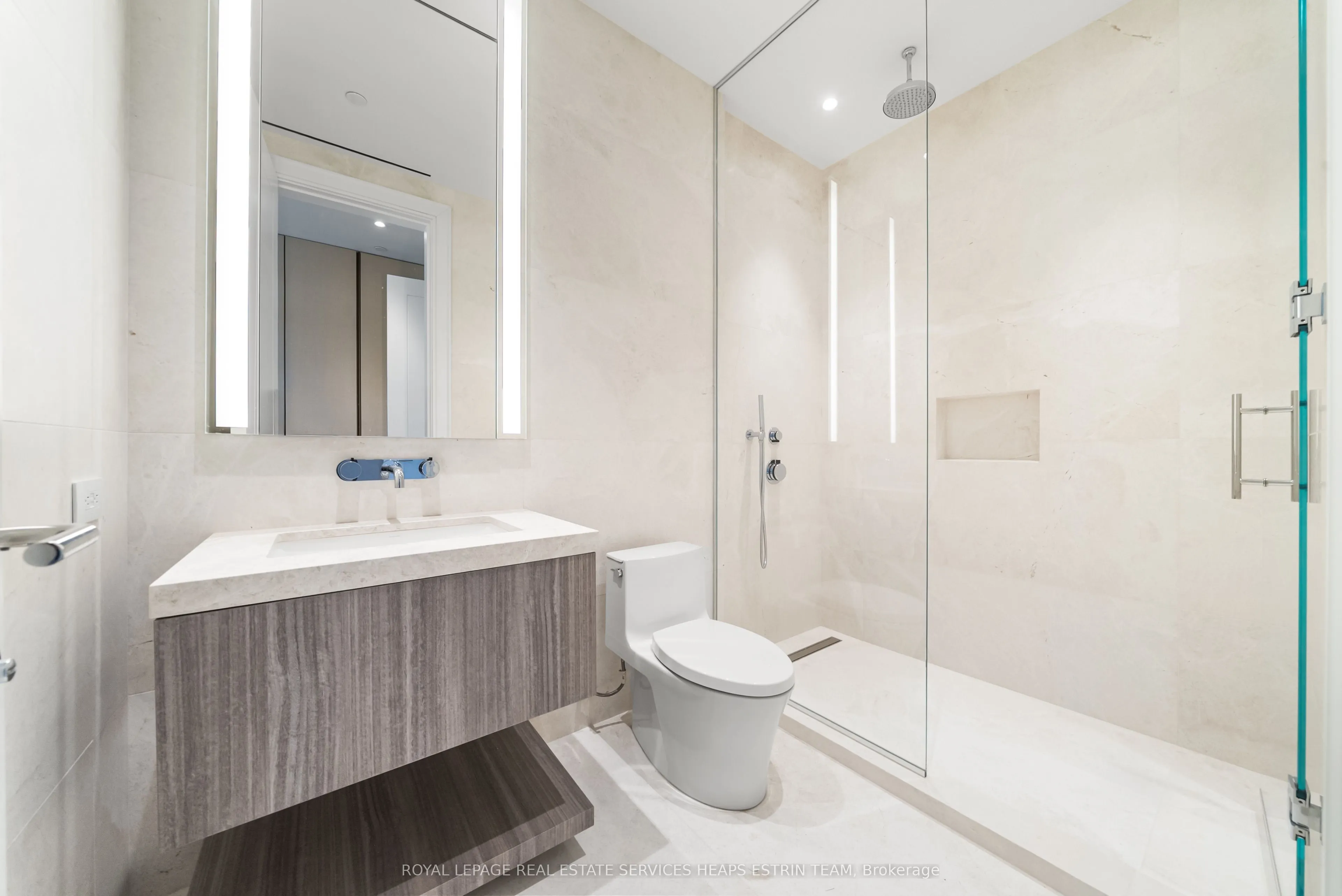 7 Dale Avenue, #302