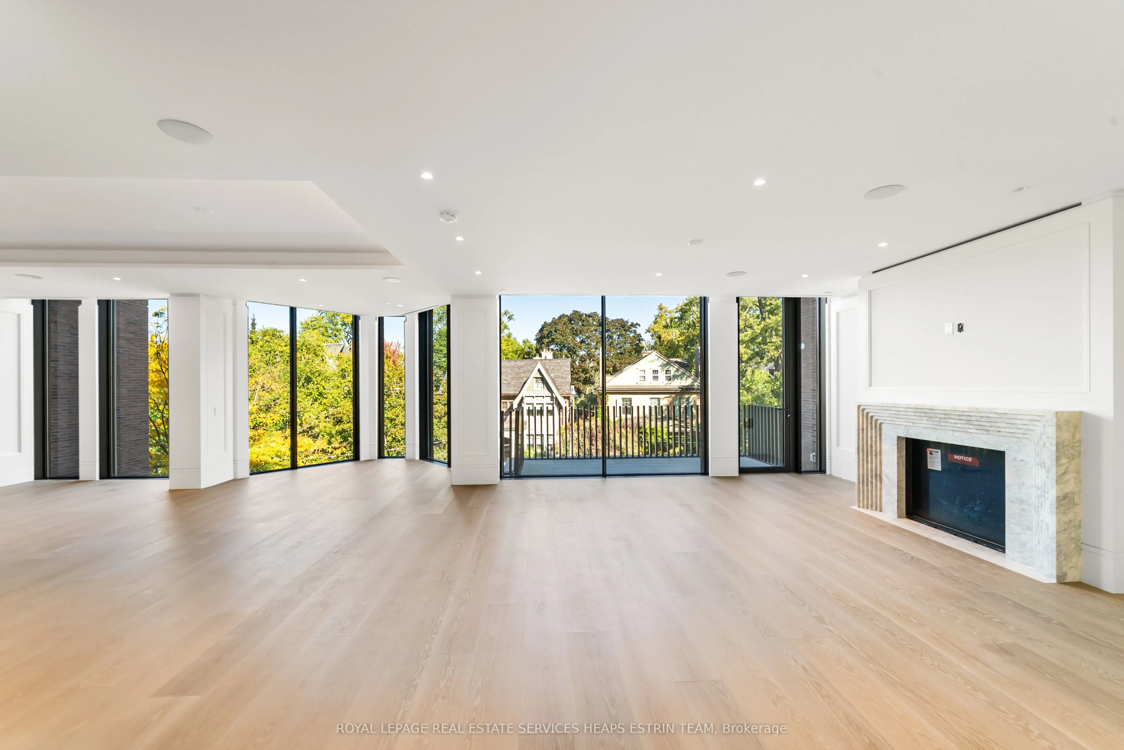 7 Dale Avenue, #302