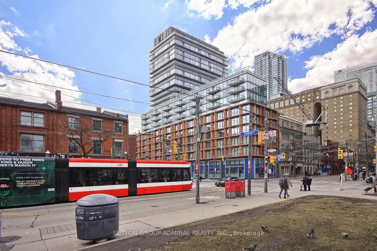 60 Colborne Street, #2106