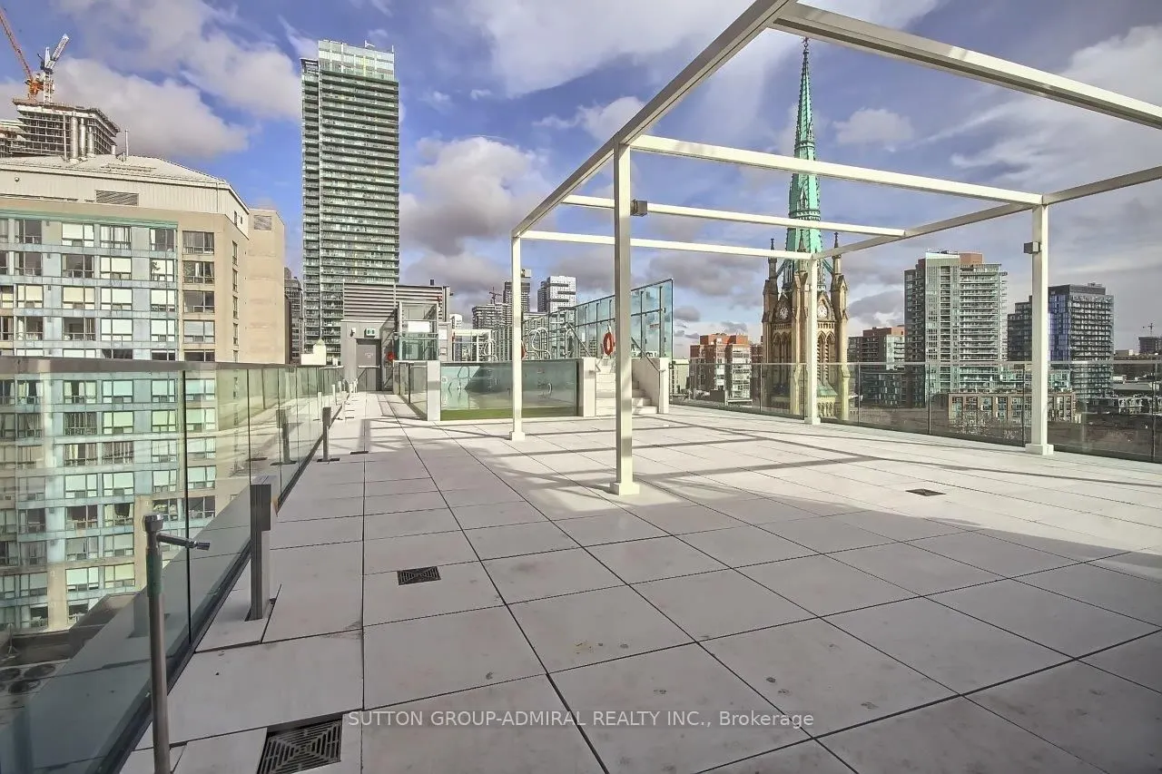 60 Colborne Street, #2106