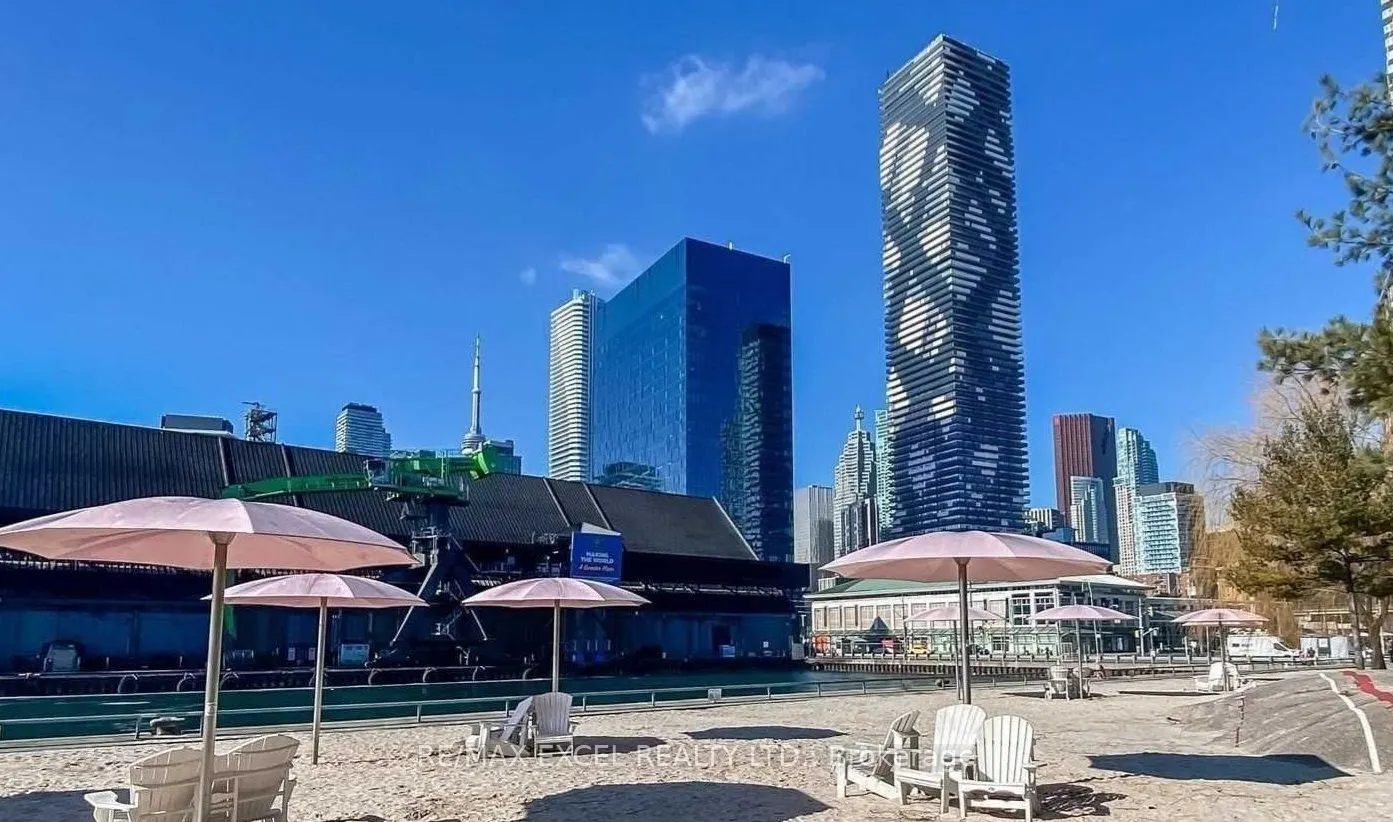 138 Downes Street, #2301