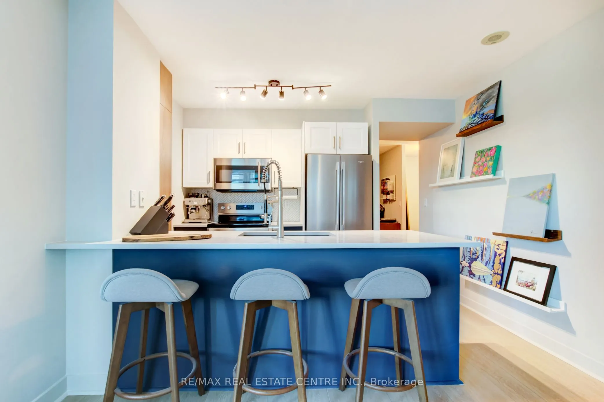 397 Front Street W, #1010