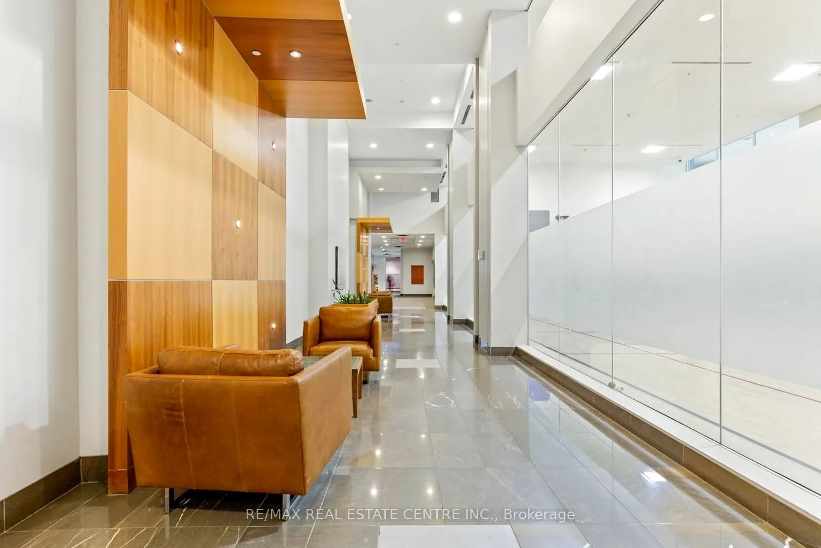 397 Front Street W, #1010