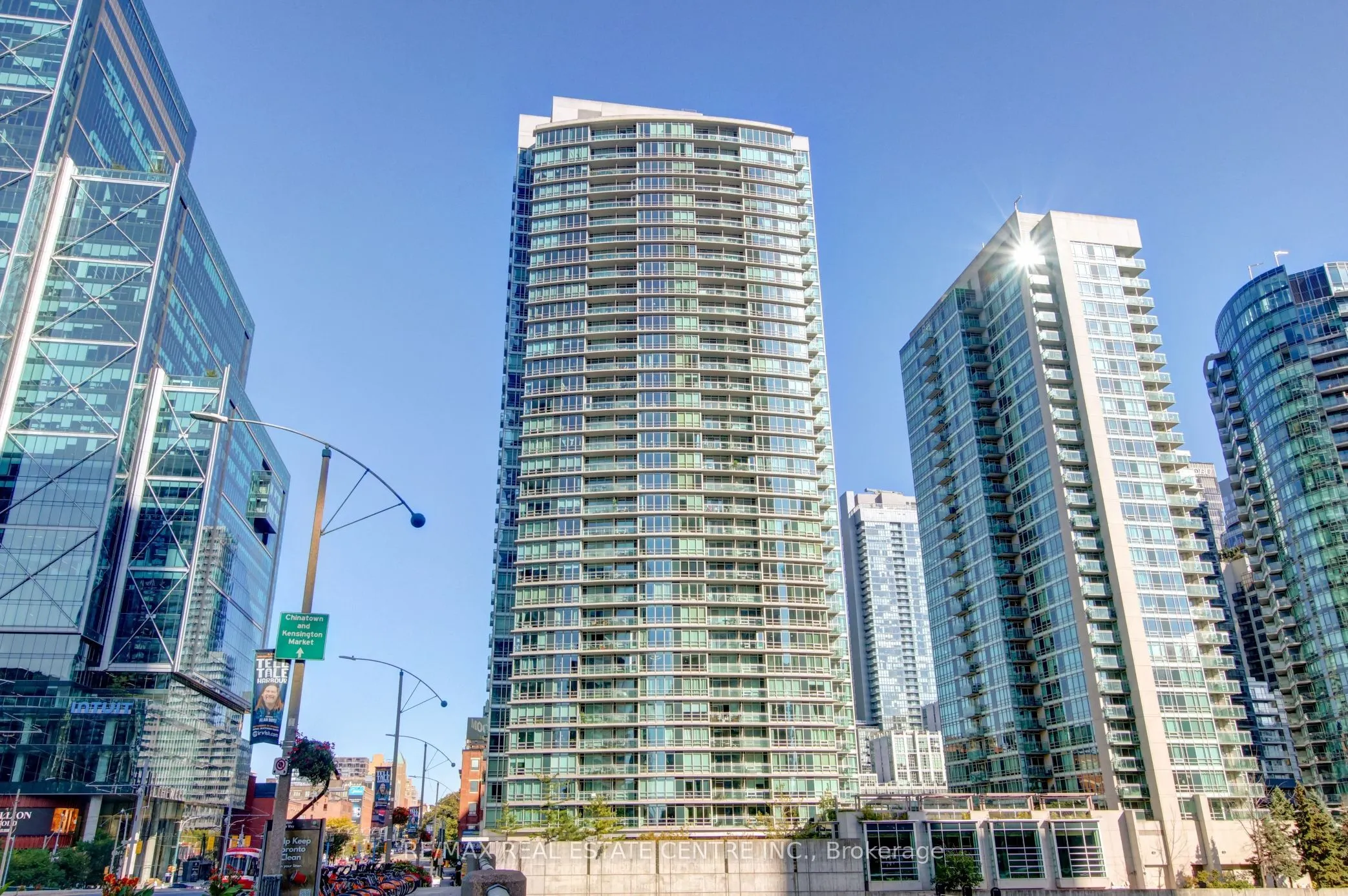 397 Front Street W, #1010