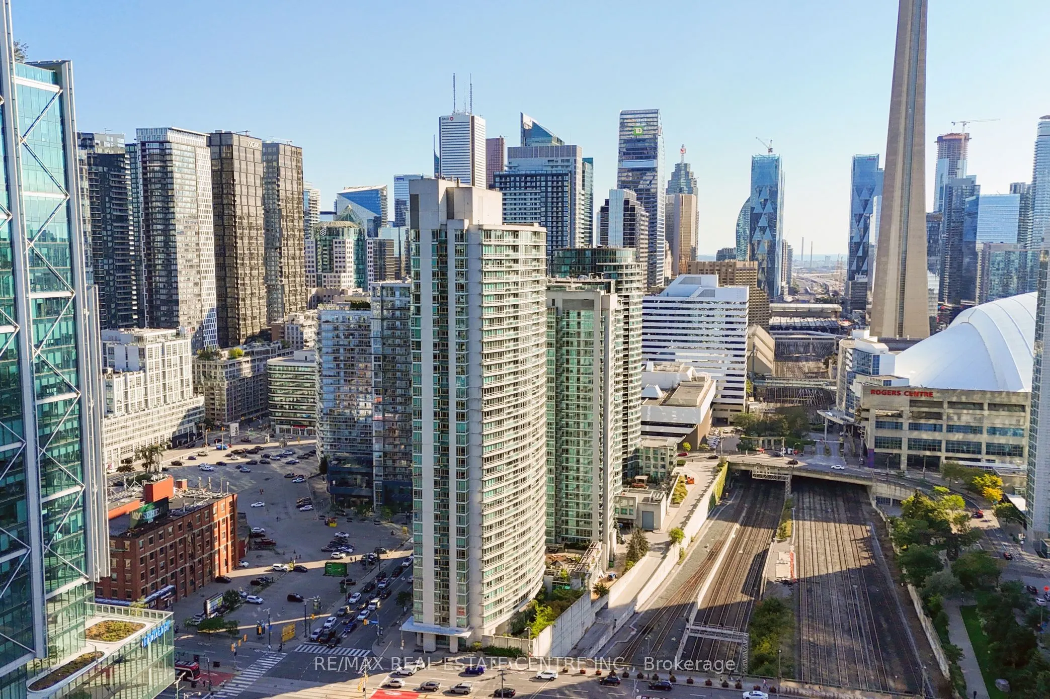 397 Front Street W, #1010