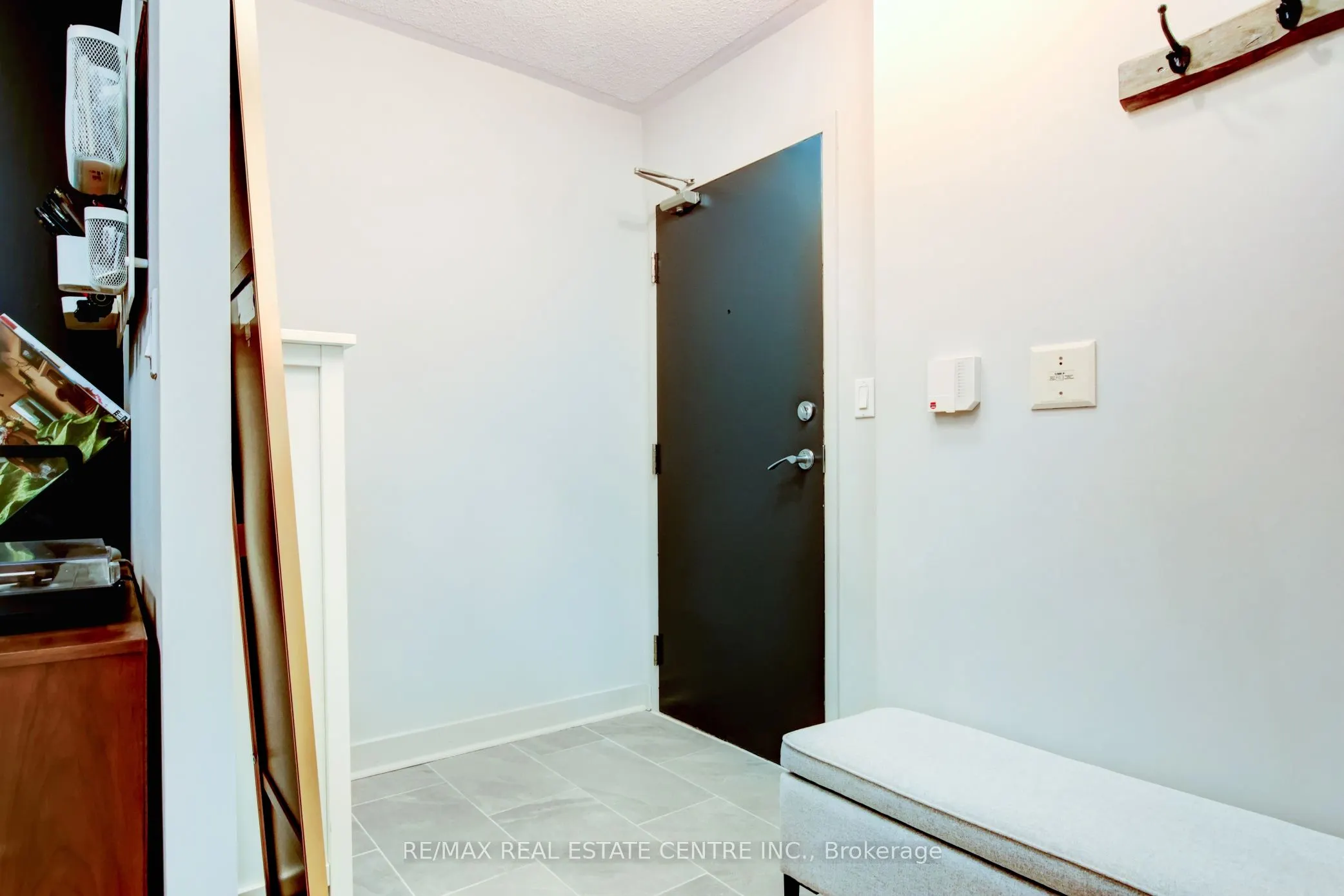 397 Front Street W, #1010