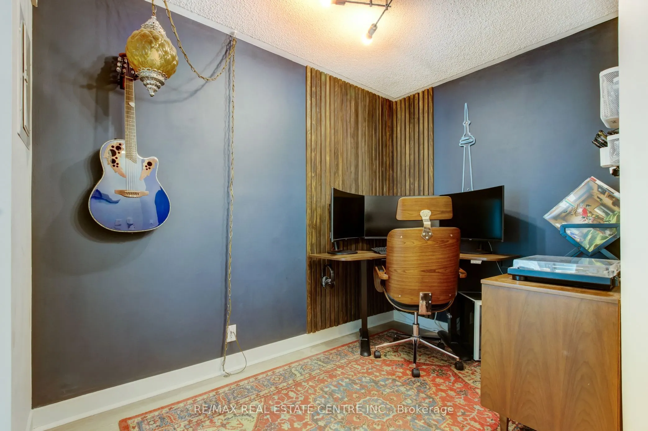 397 Front Street W, #1010