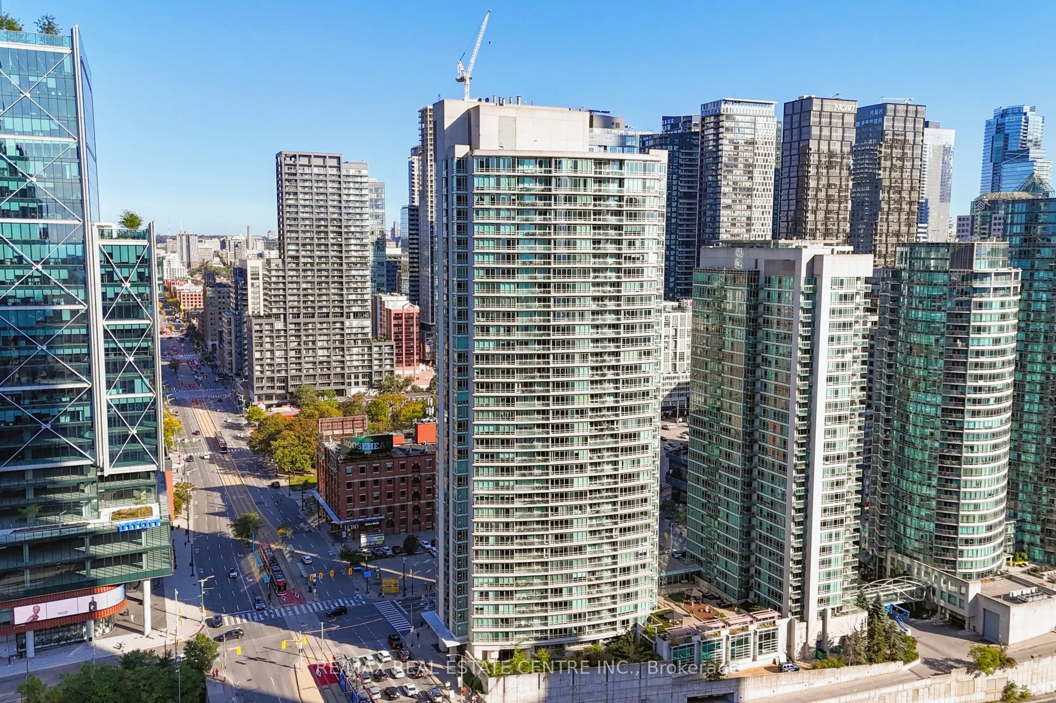 397 Front Street W, #1010