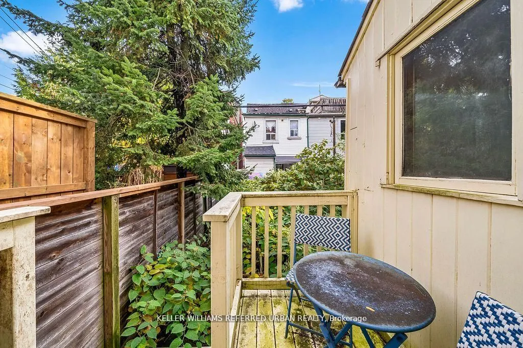 123 Gore Vale Avenue