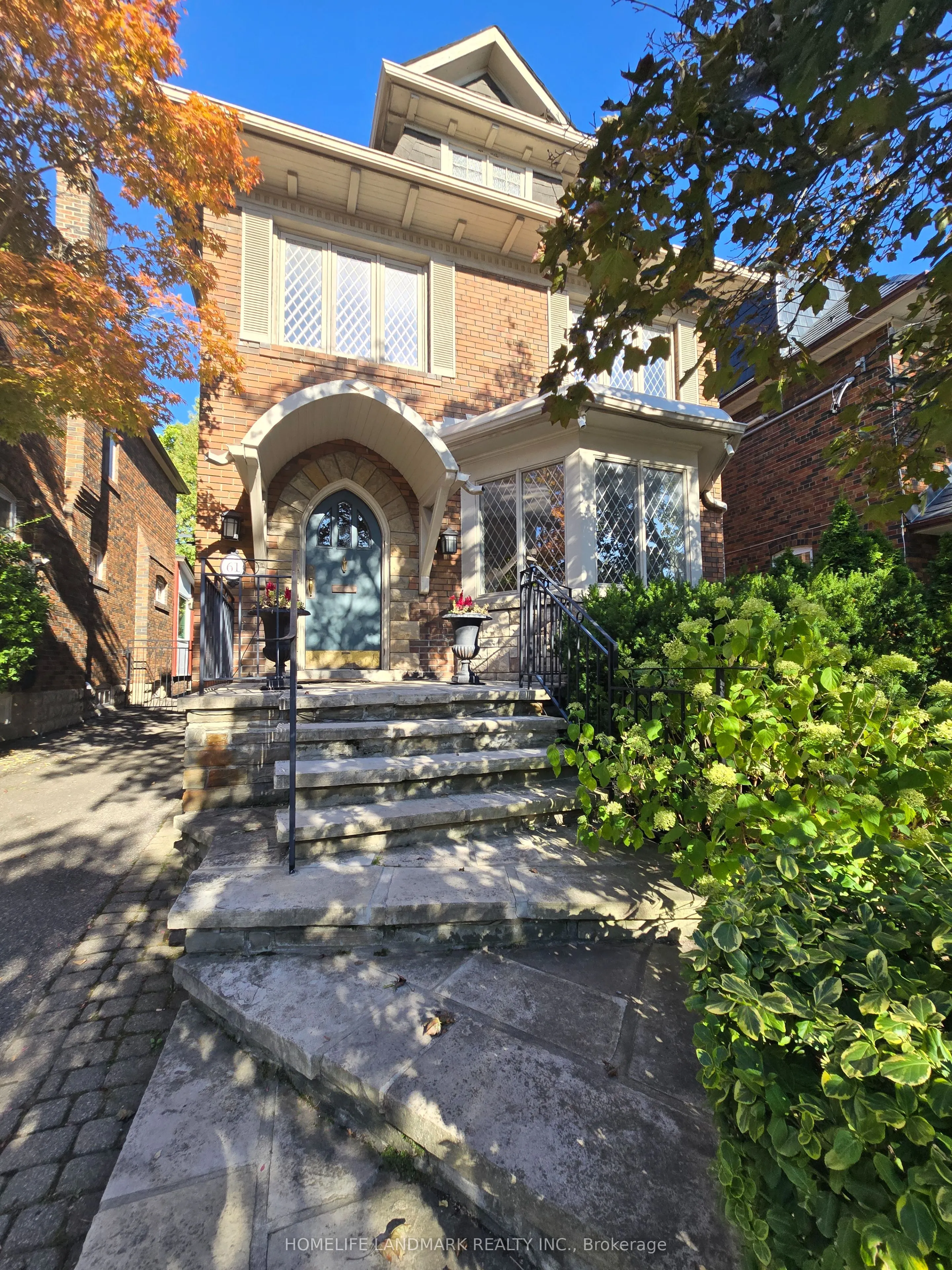 61 Castle Knock Road