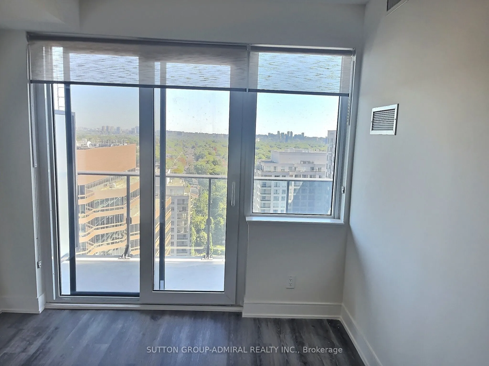 15 Ellerslie Avenue, #2201