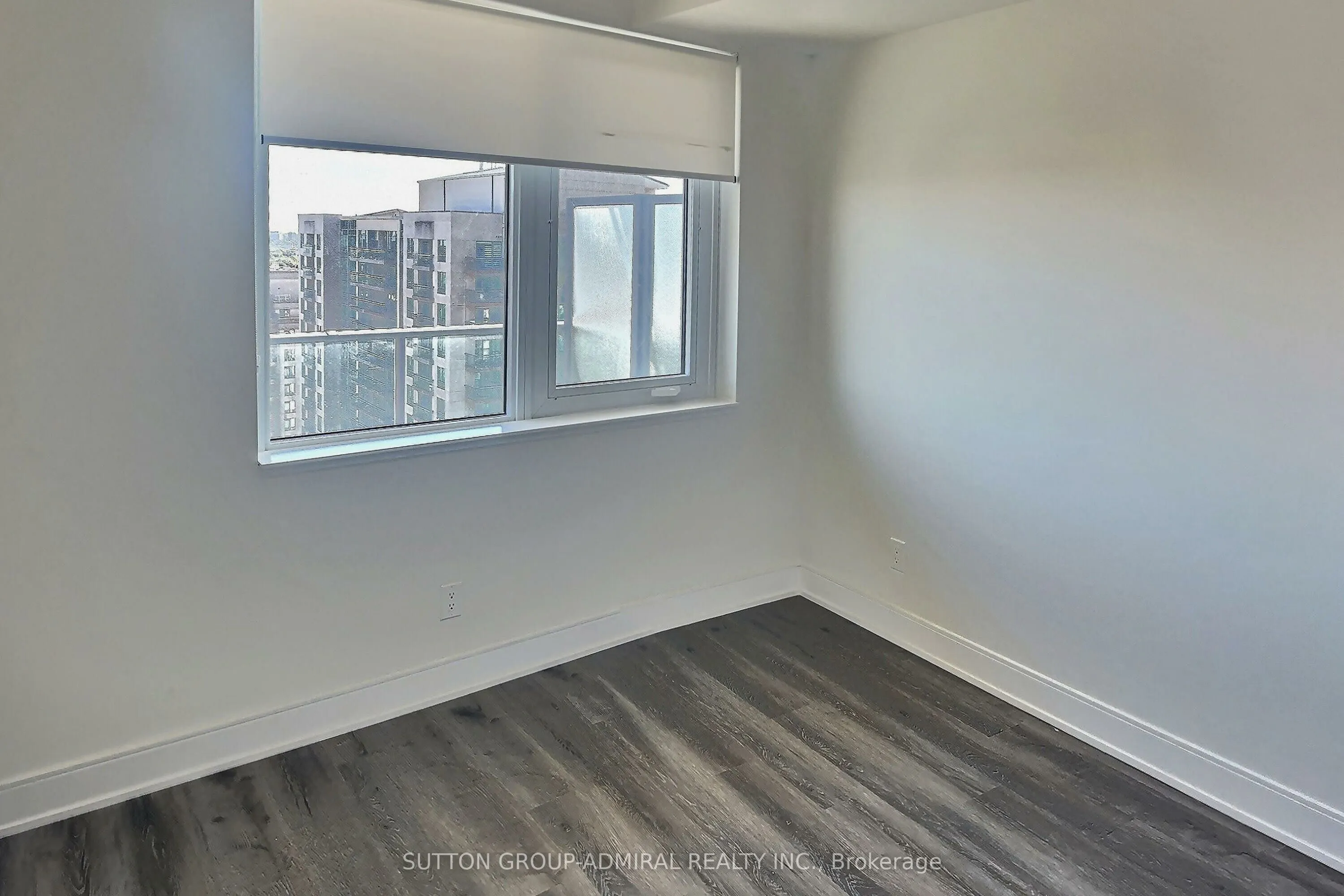 15 Ellerslie Avenue, #2201