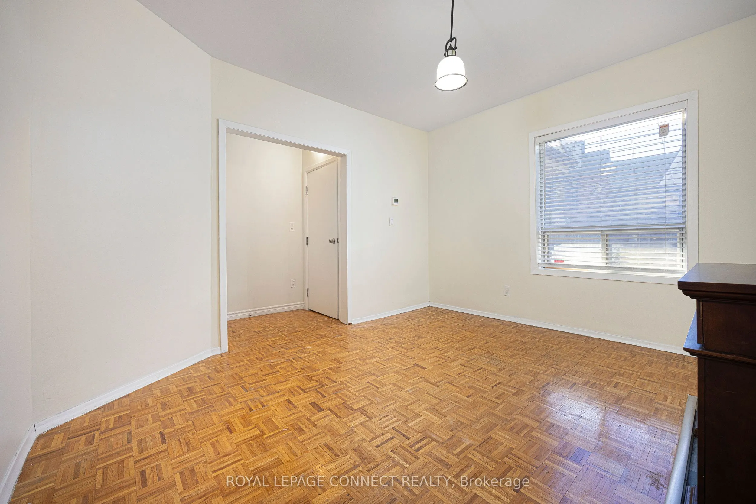 784 Adelaide Street W, #Main