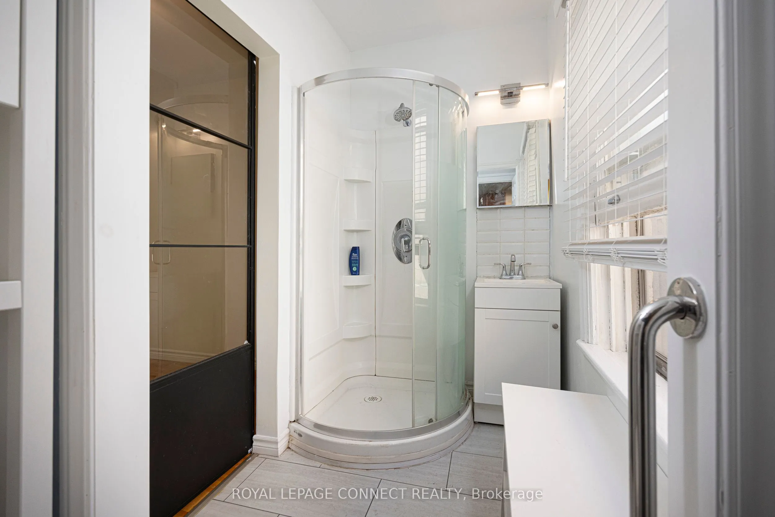 784 Adelaide Street W, #Main