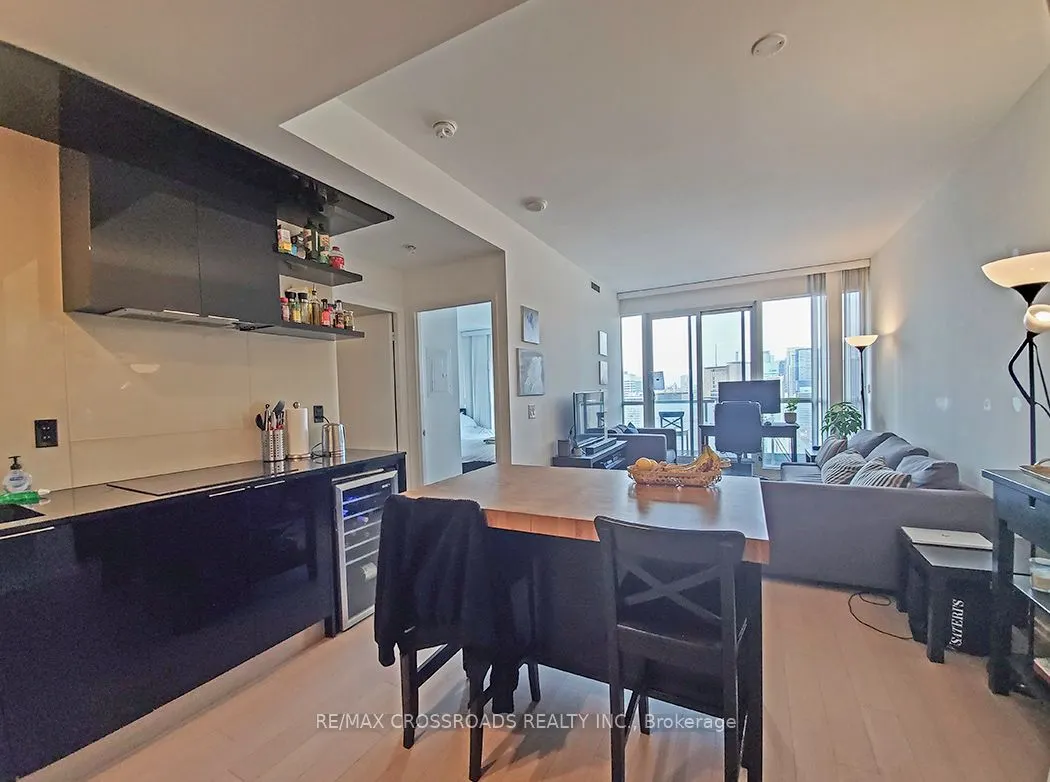 70 Temperance Street, #2916