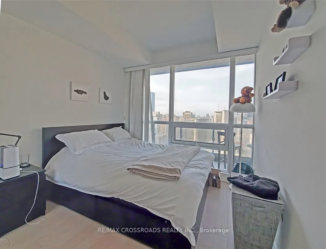 70 Temperance Street, #2916