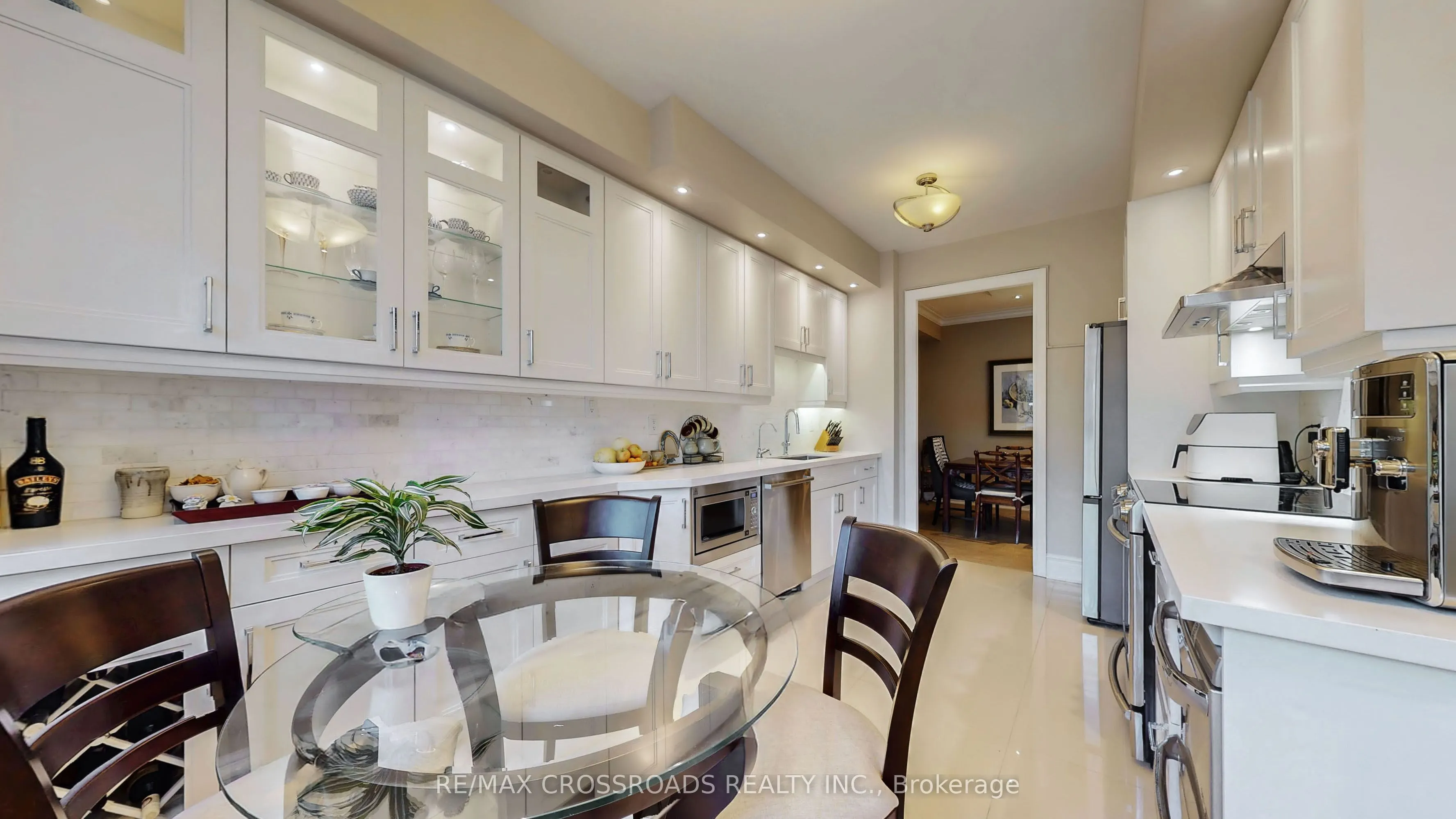 10 Old York Mills Road, #210
