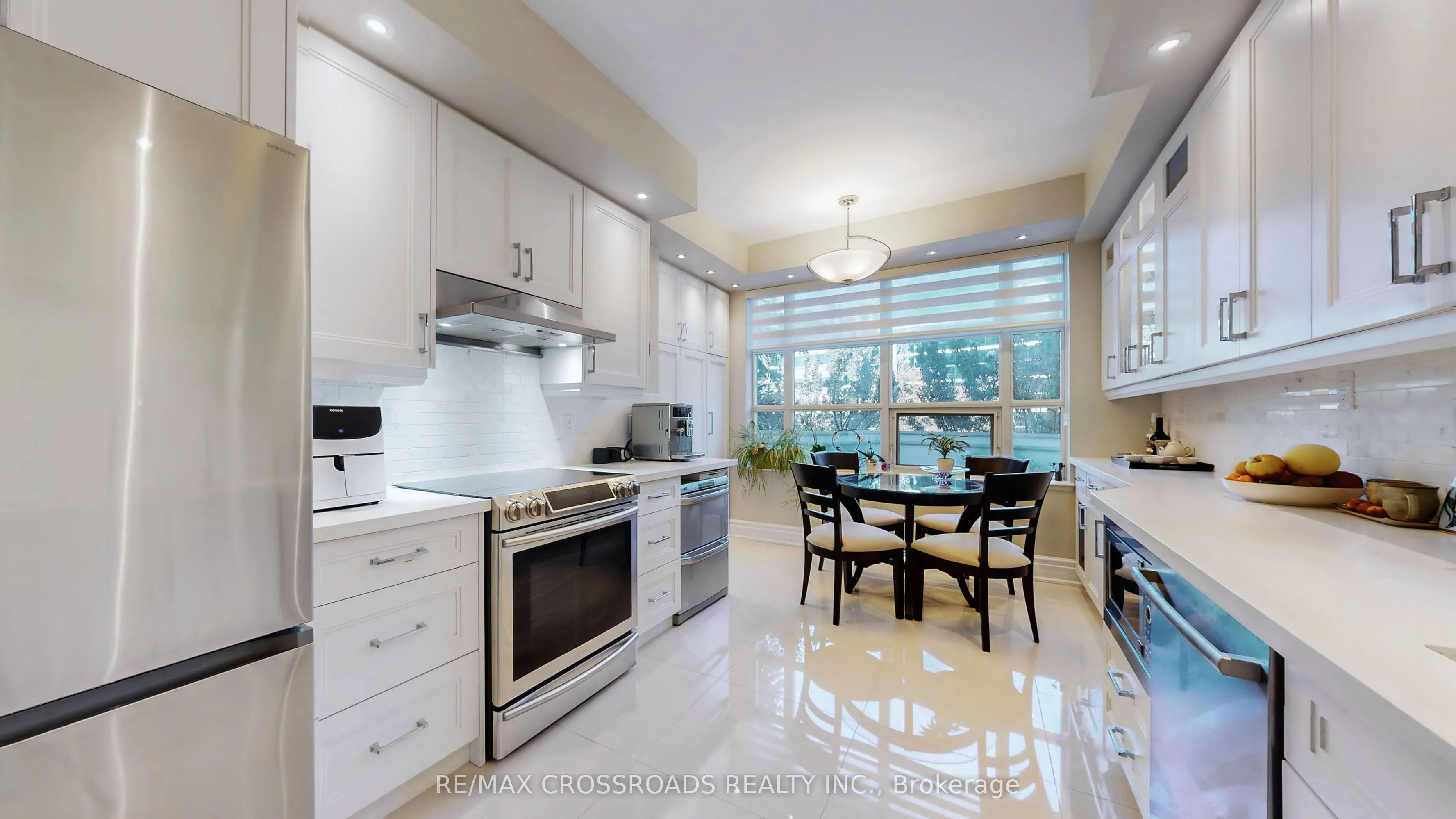 10 Old York Mills Road, #210