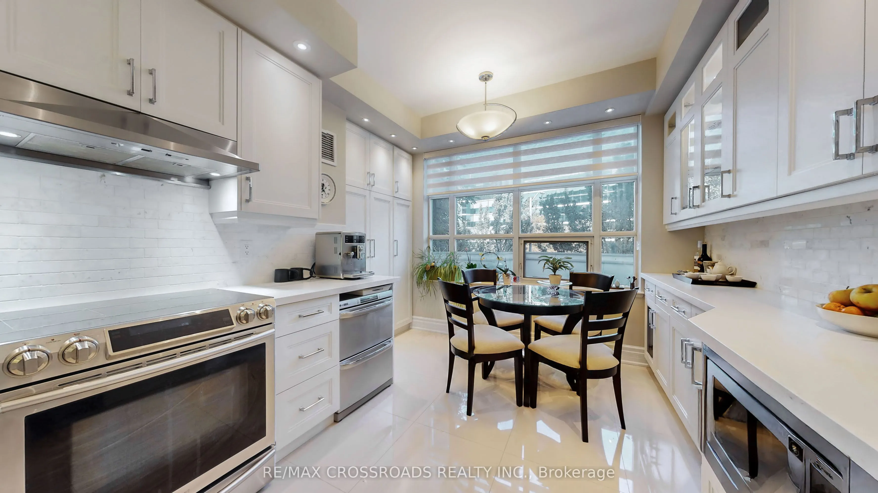 10 Old York Mills Road, #210