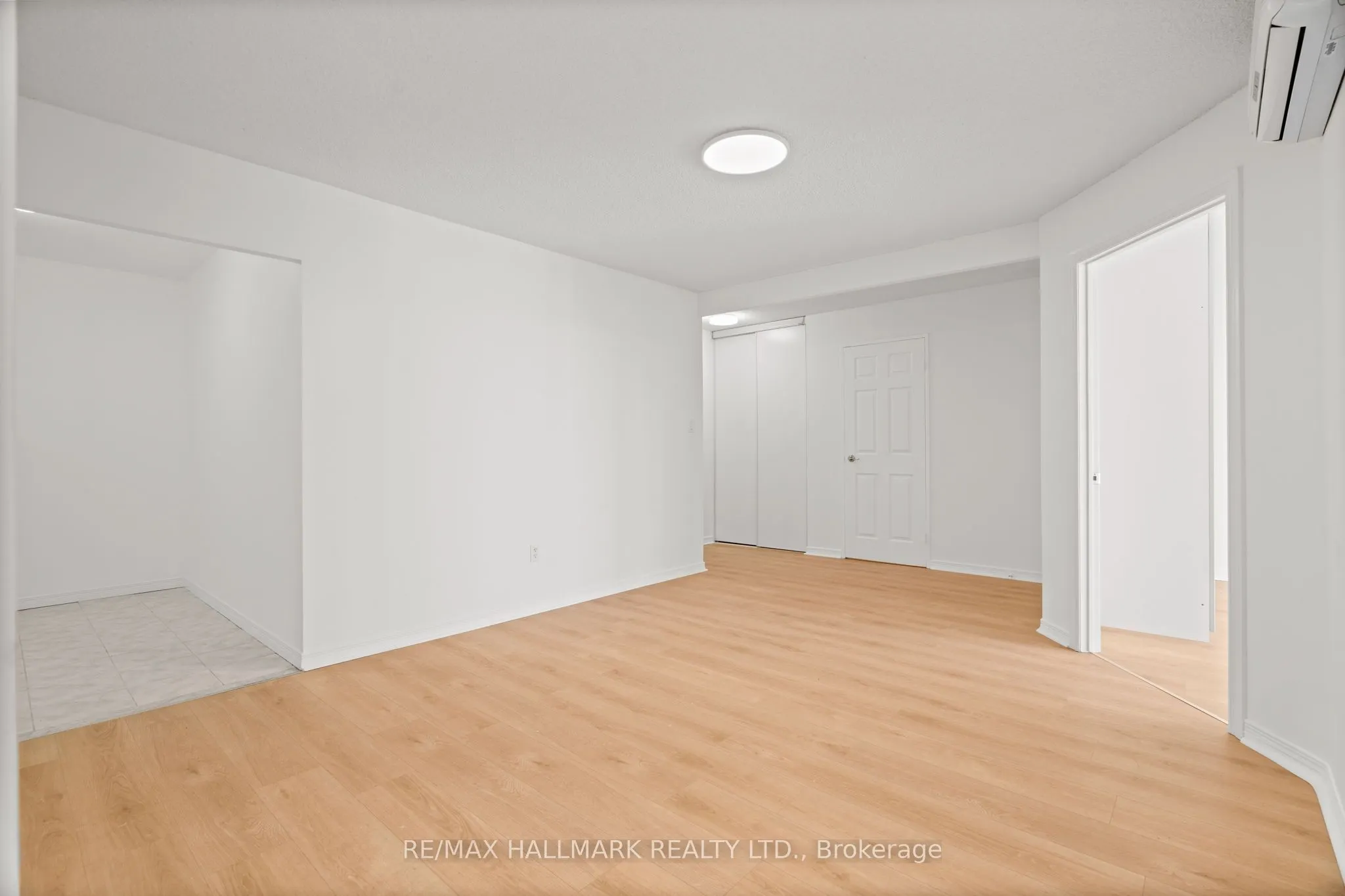 3300 Don Mills Road, #1805