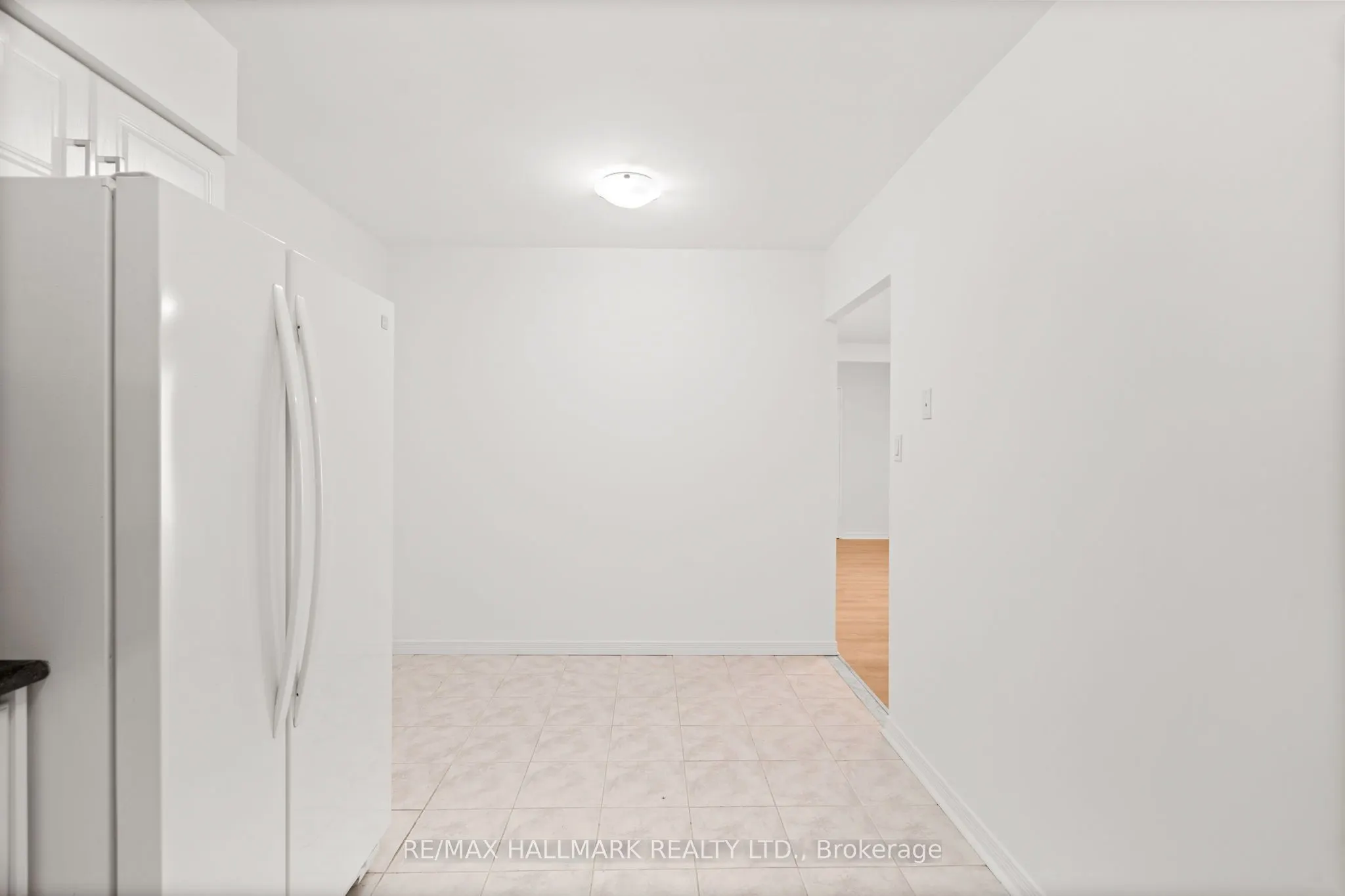 3300 Don Mills Road, #1805