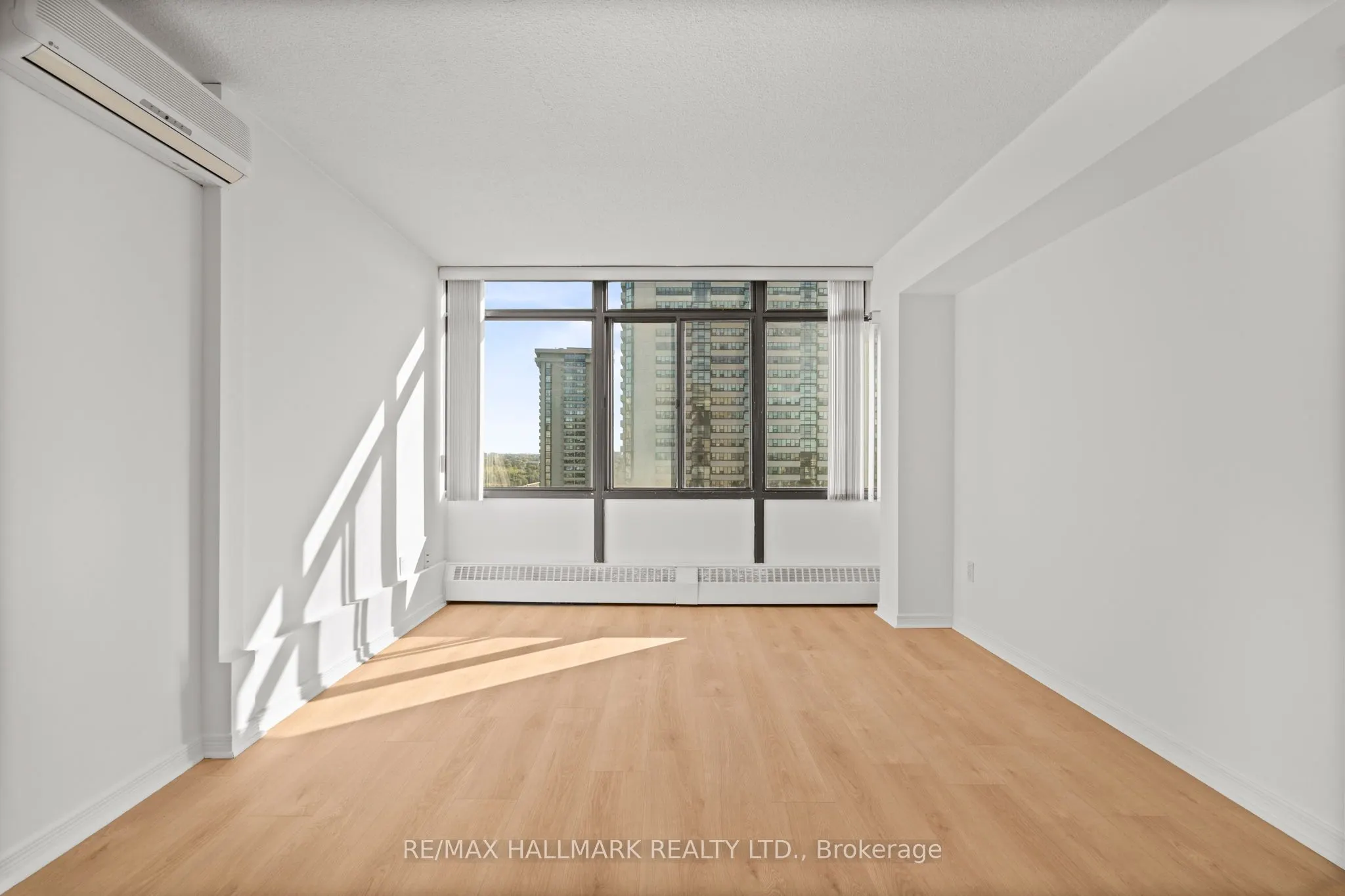 3300 Don Mills Road, #1805