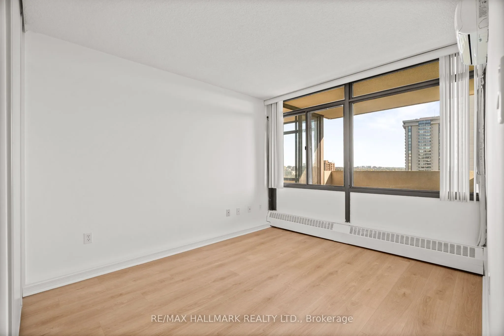 3300 Don Mills Road, #1805