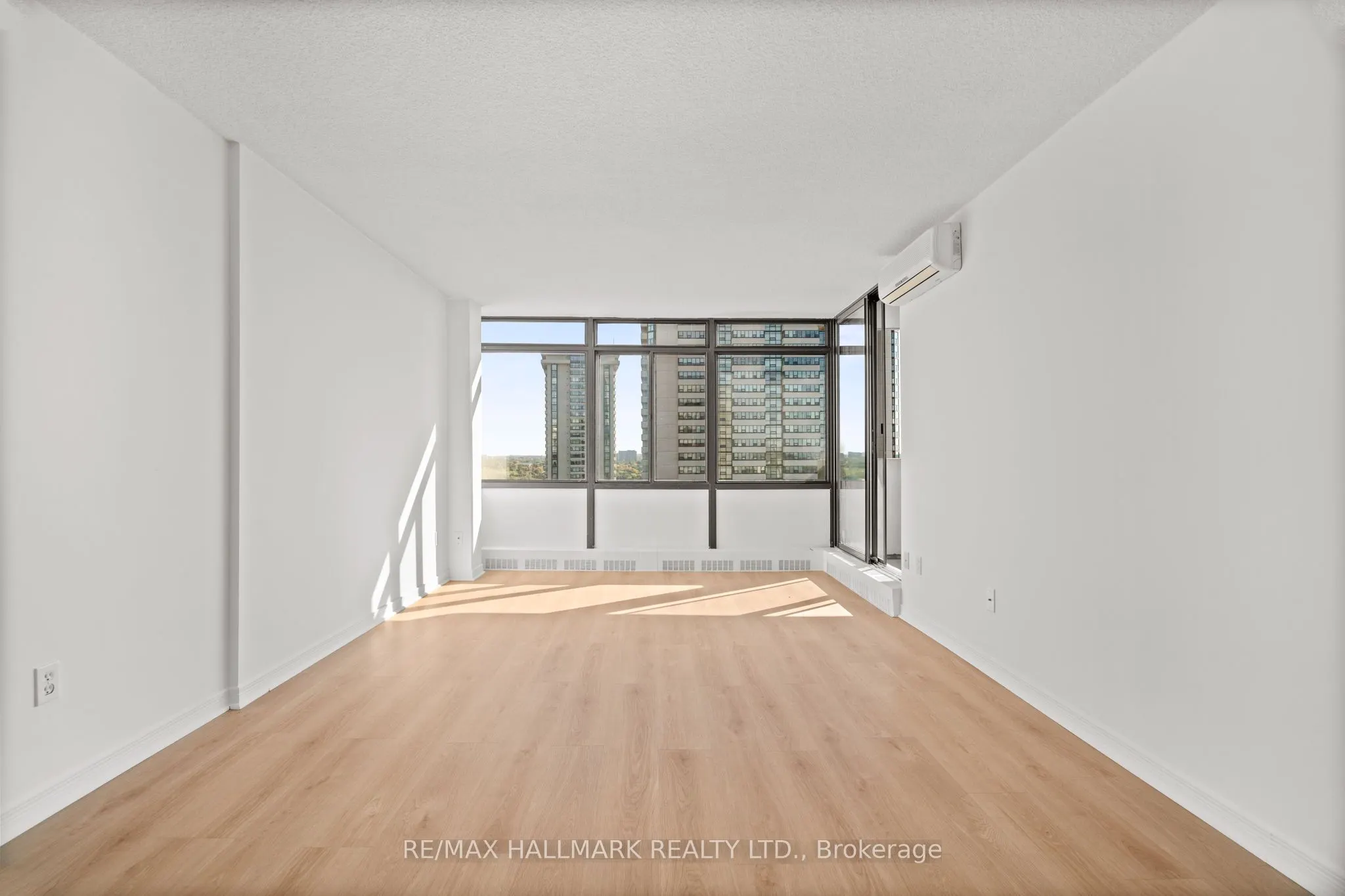 3300 Don Mills Road, #1805