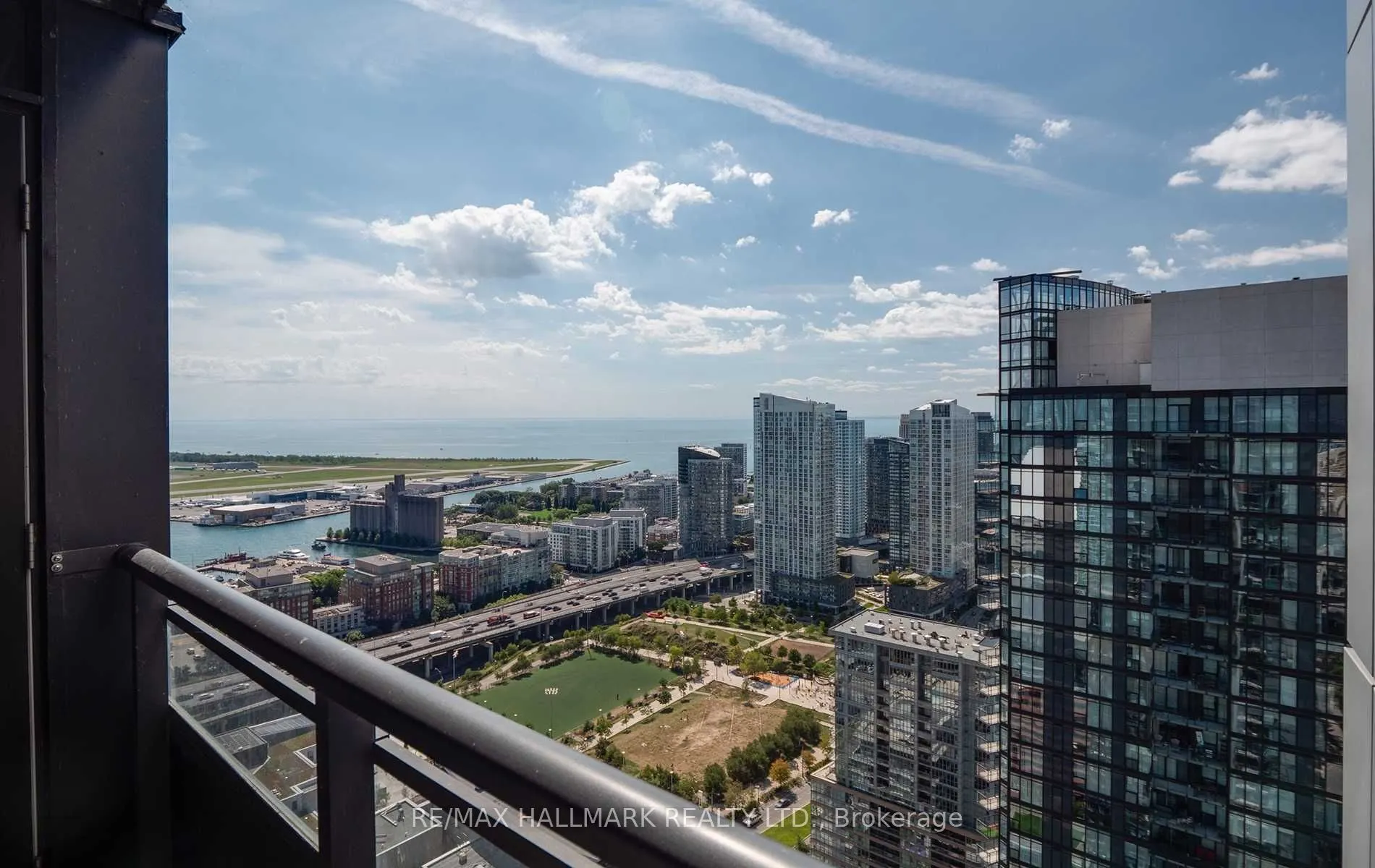 25 Telegram Mews, #4509