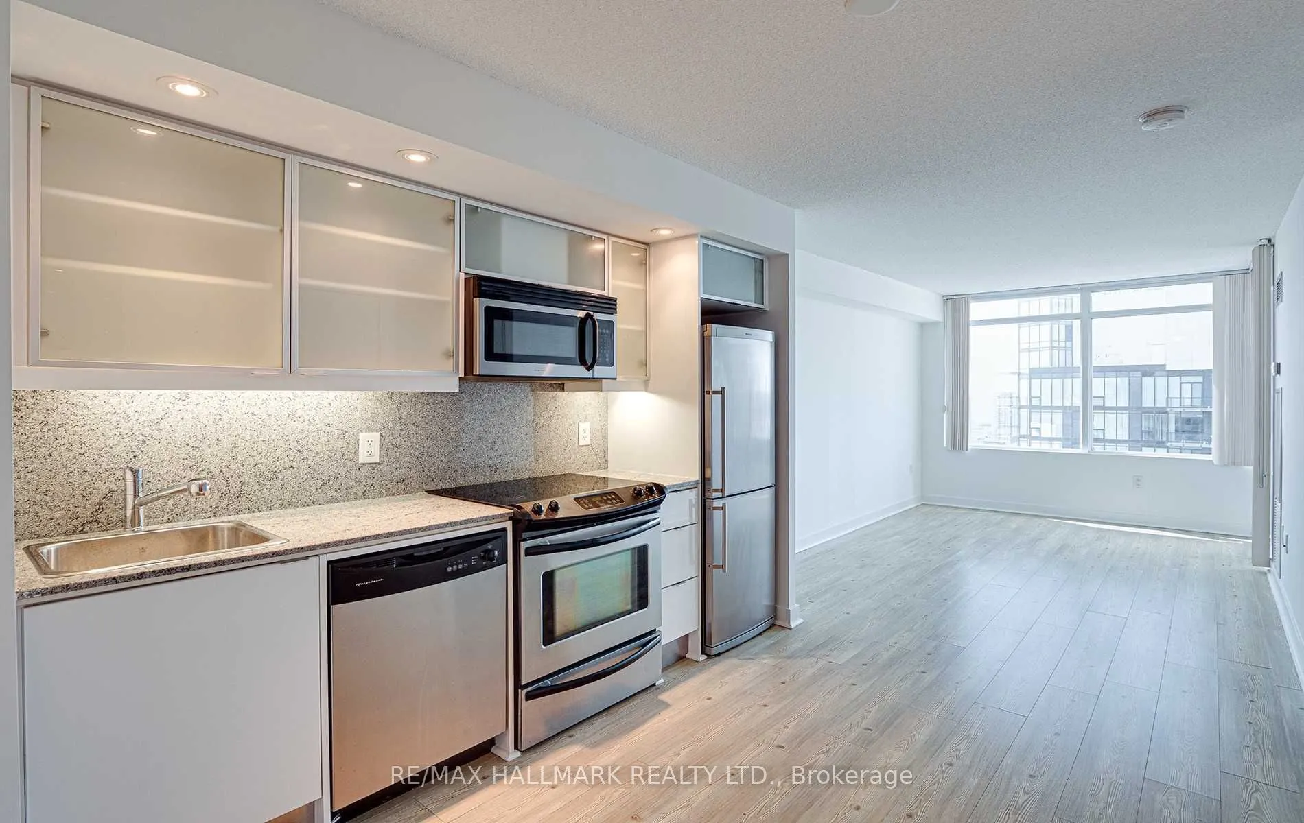 25 Telegram Mews, #4509