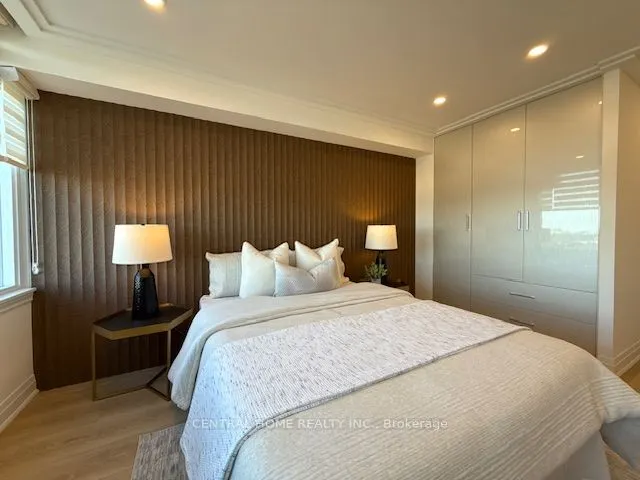 55 Skymark Drive, #1707
