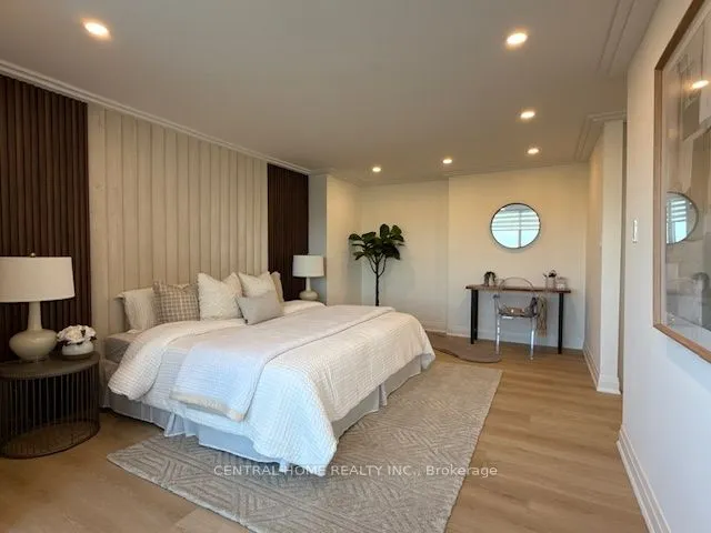 55 Skymark Drive, #1707