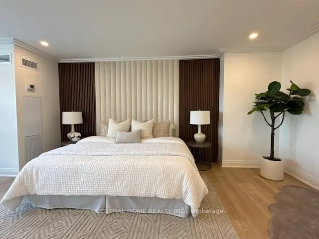 55 Skymark Drive, #1707