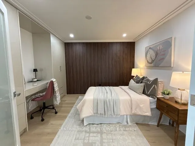 55 Skymark Drive, #1707