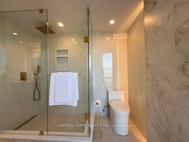 55 Skymark Drive, #1707