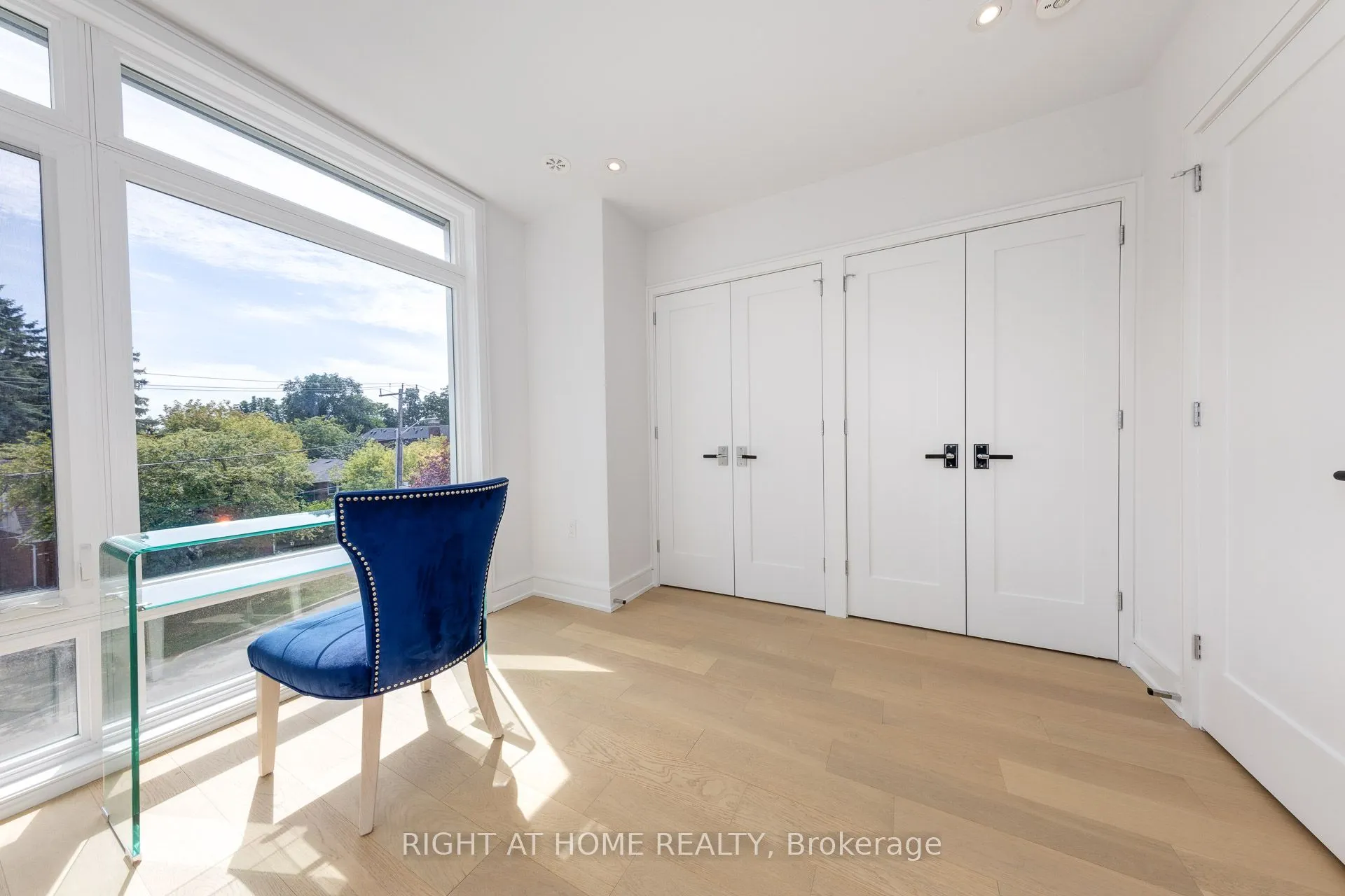 36B Churchill Avenue