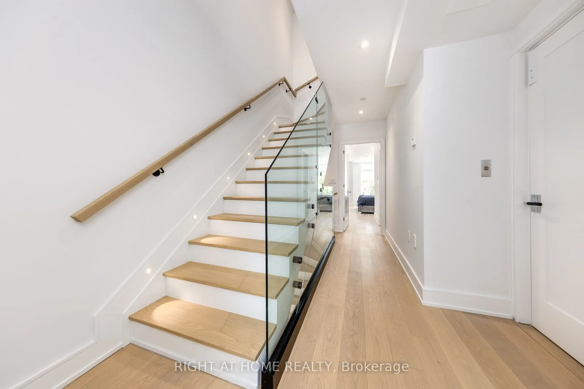 36B Churchill Avenue