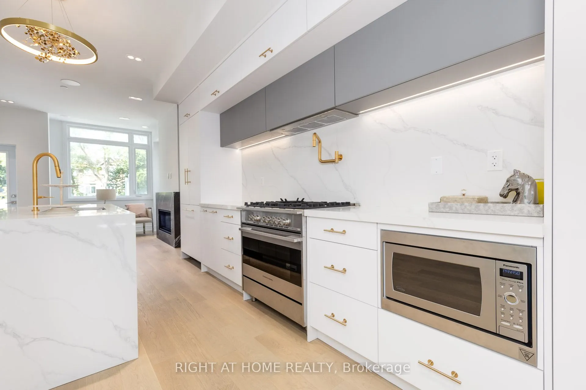 36B Churchill Avenue
