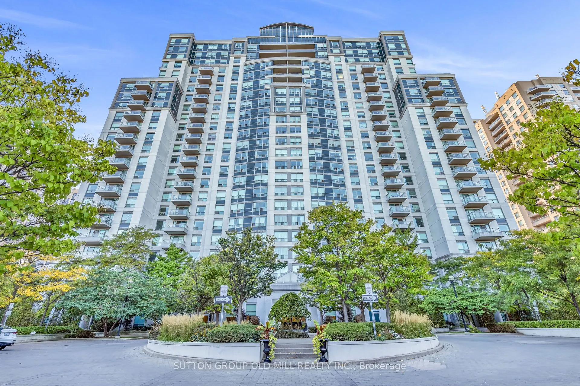 188 Doris Avenue, #1705