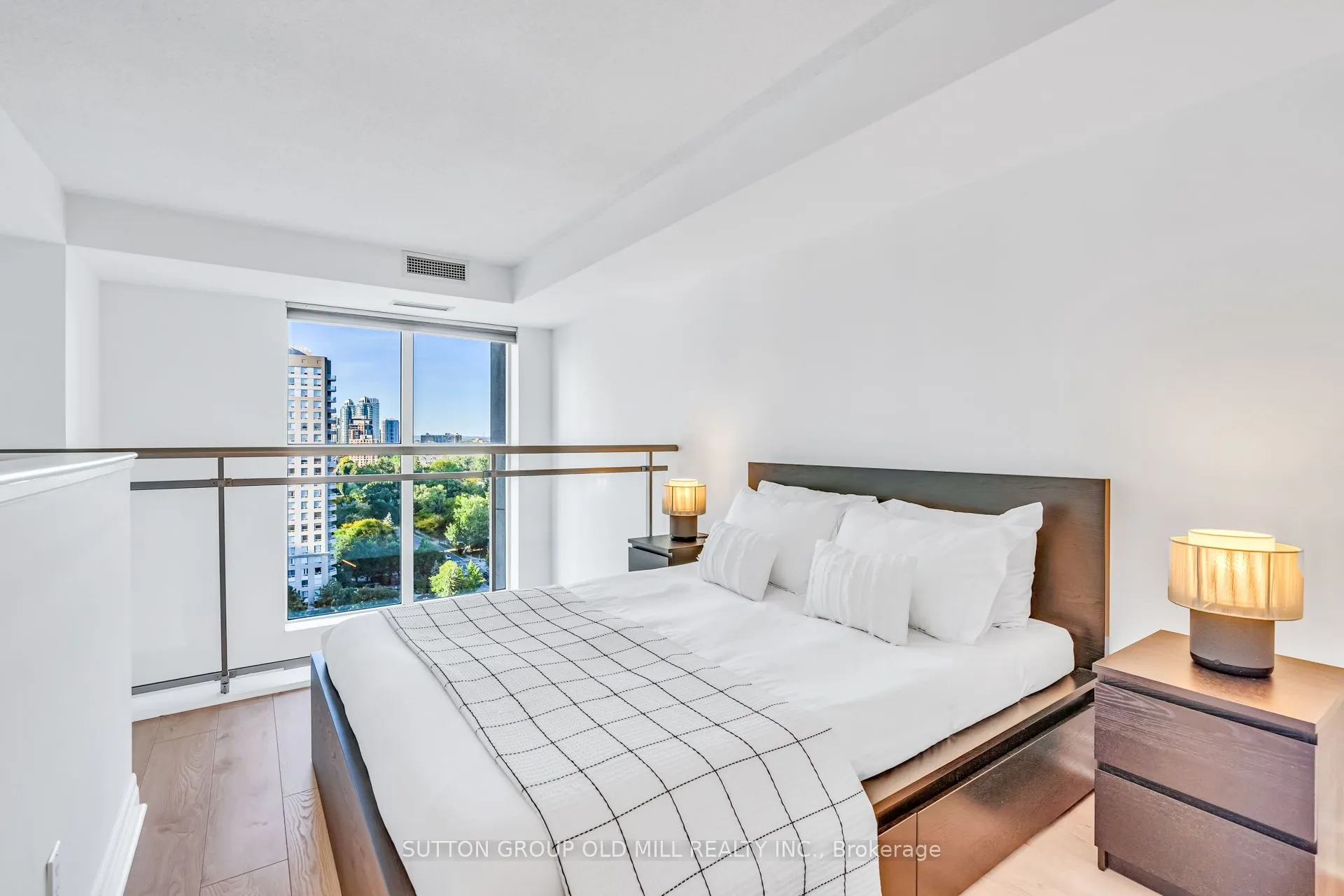 188 Doris Avenue, #1705