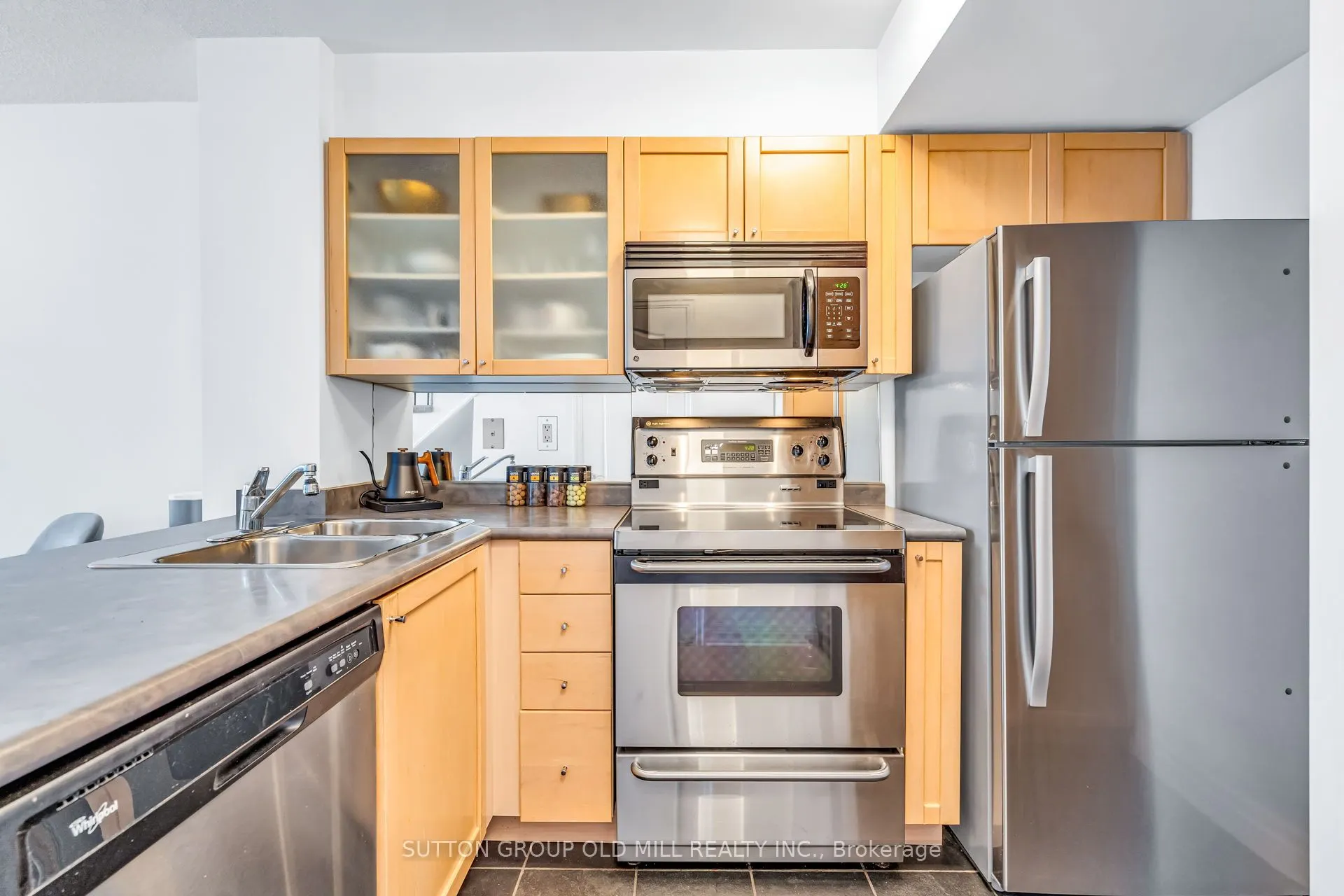 188 Doris Avenue, #1705