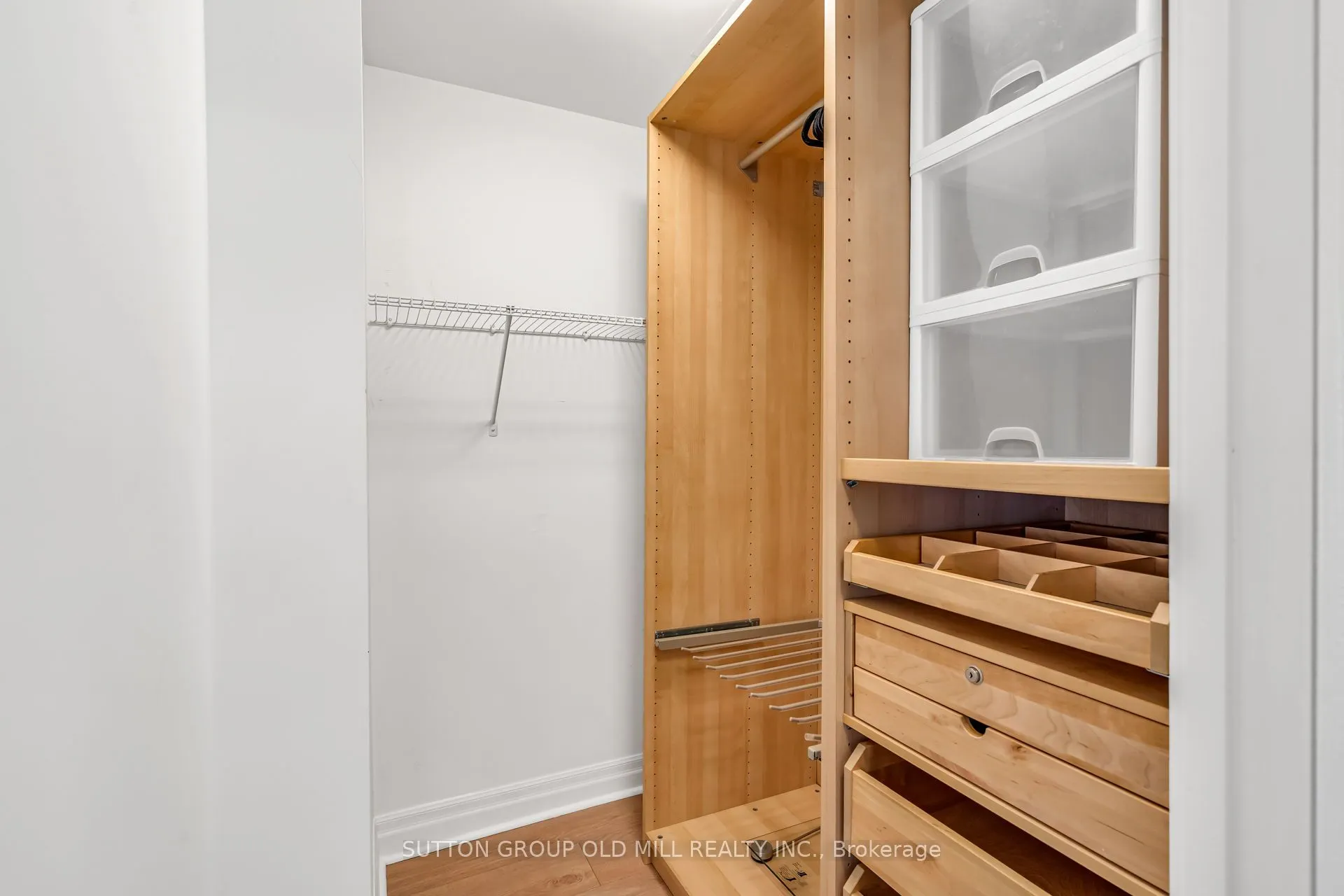 188 Doris Avenue, #1705