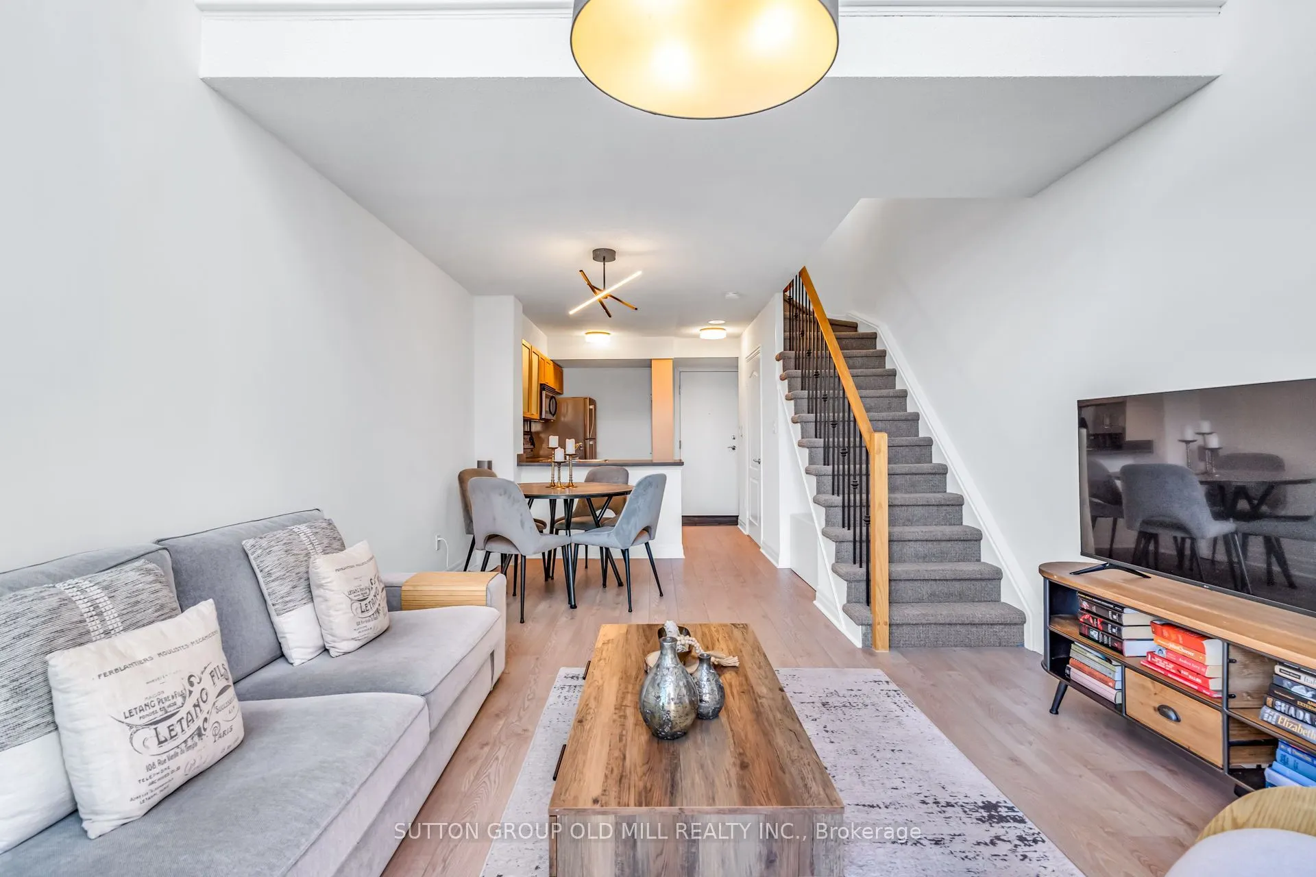 188 Doris Avenue, #1705