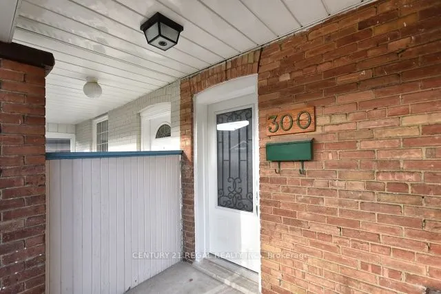 300 Montrose Avenue