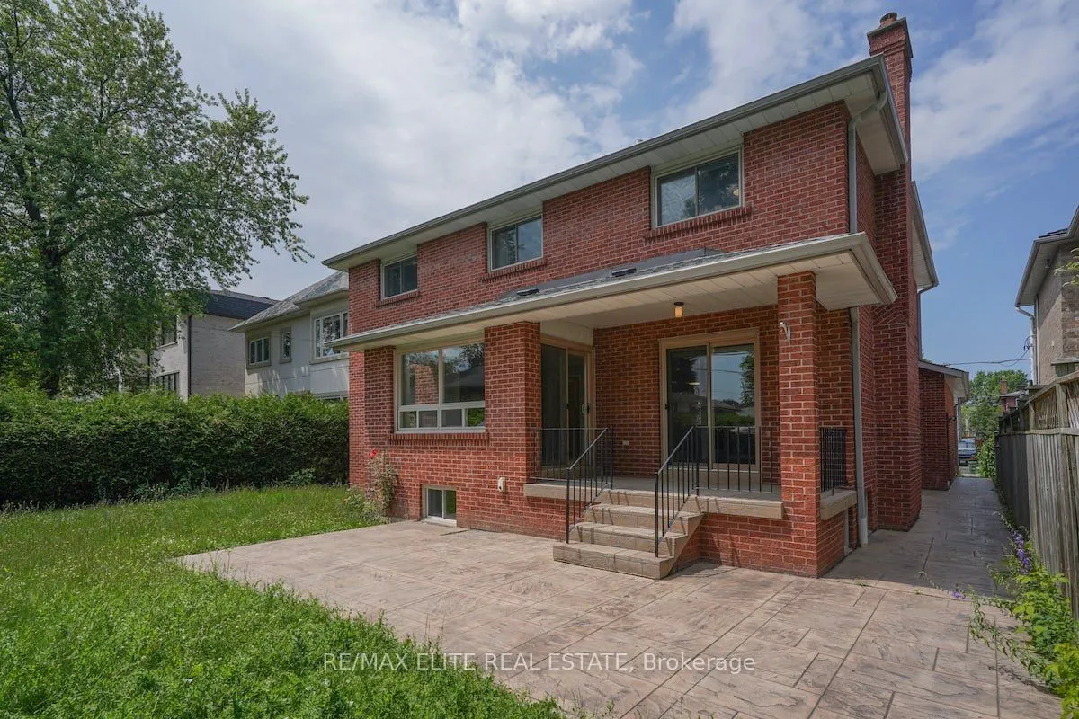 219 Connaught Avenue, #Main