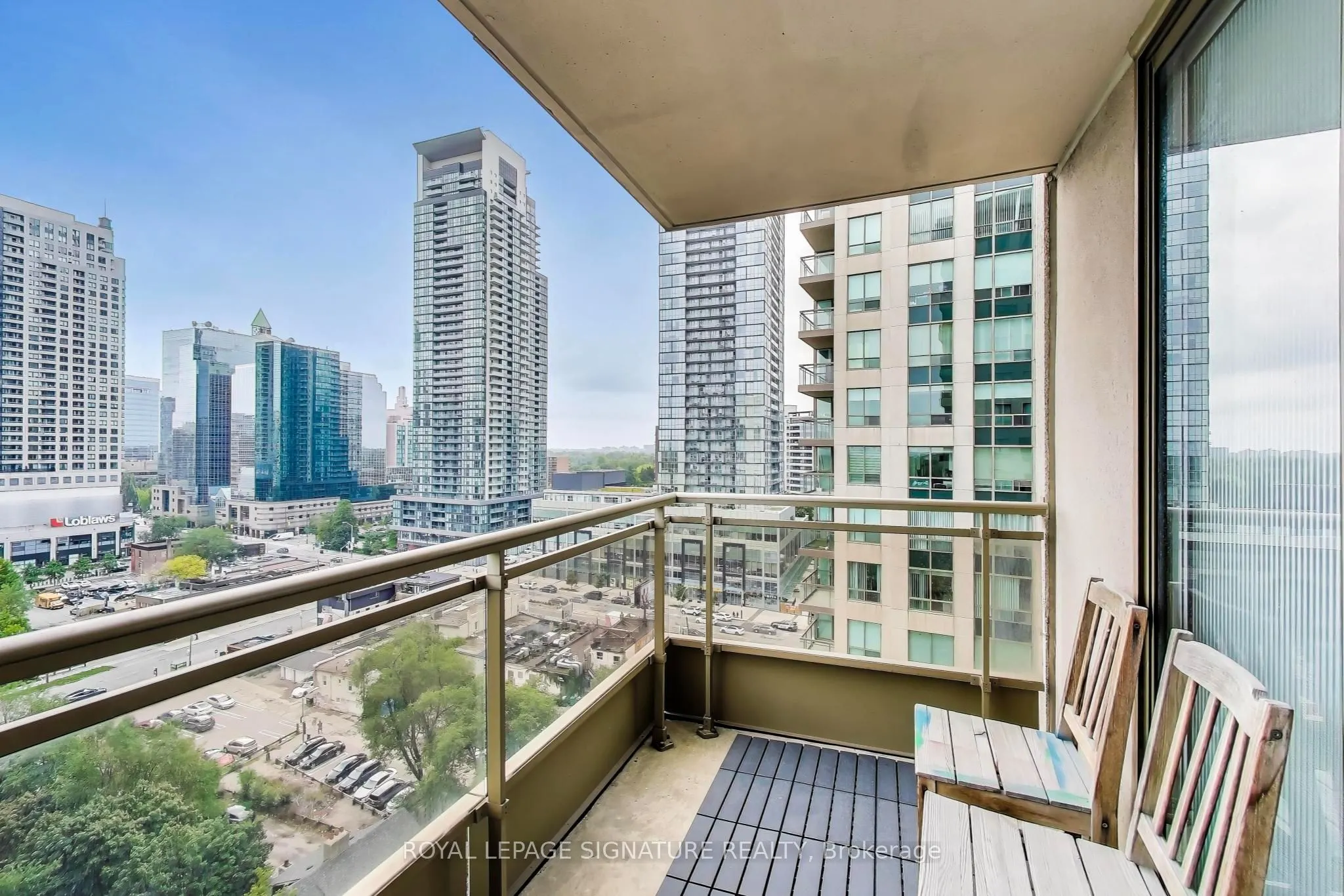 256 Doris Avenue, #1610